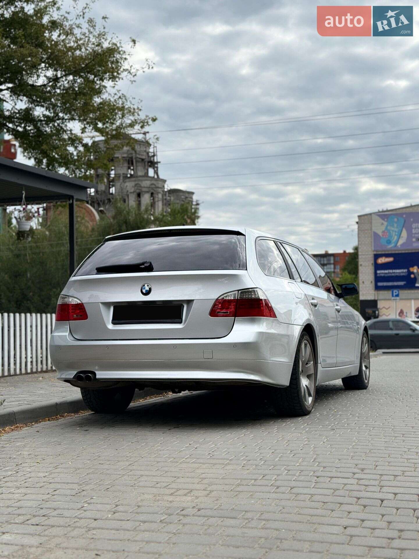 BMW 5 Series 2009 VIN WBAPX51030C143445 фото оголошення 6 з 12