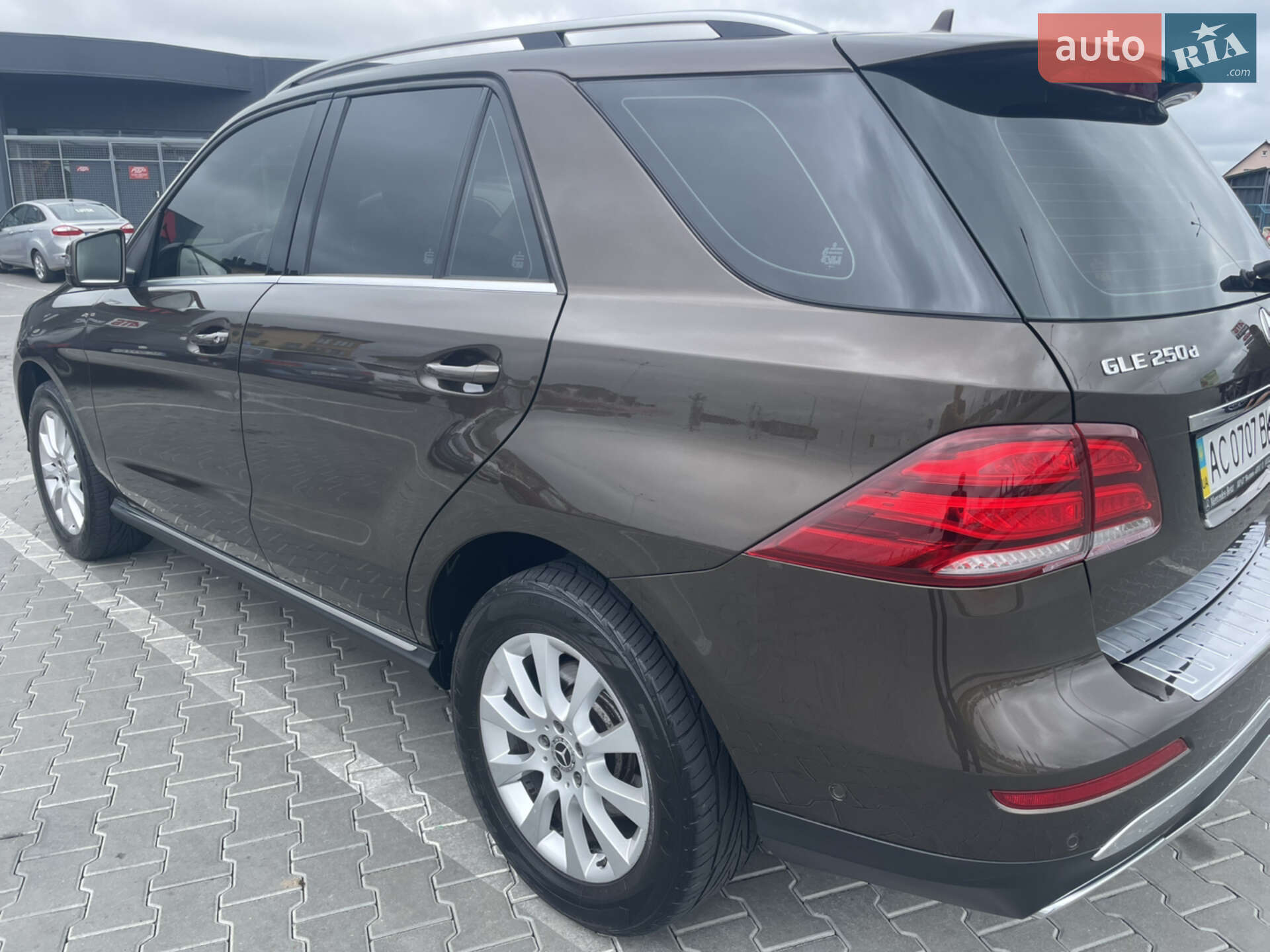 Mercedes-Benz GLE-Class 2017 VIN WDC1660041B081909 фото оголошення 2 з 79