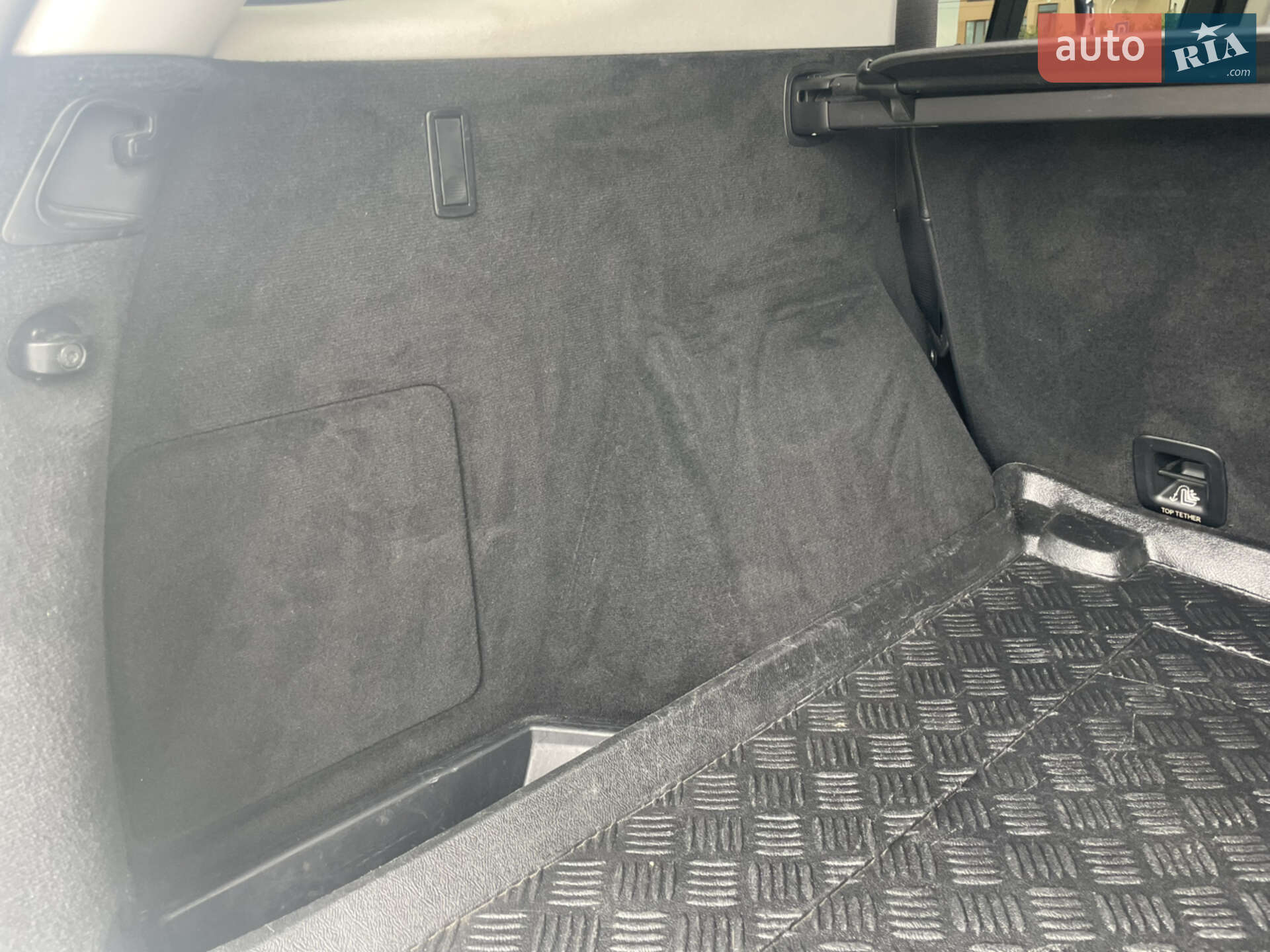 Mercedes-Benz GLE-Class 2017 VIN WDC1660041B081909 фото оголошення 30 з 79