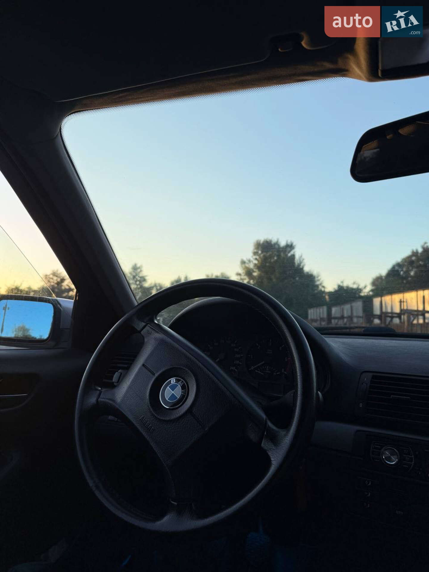 BMW 3 Series 2001 VIN WBAAX710X0PE58367 фото оголошення 10 з 21