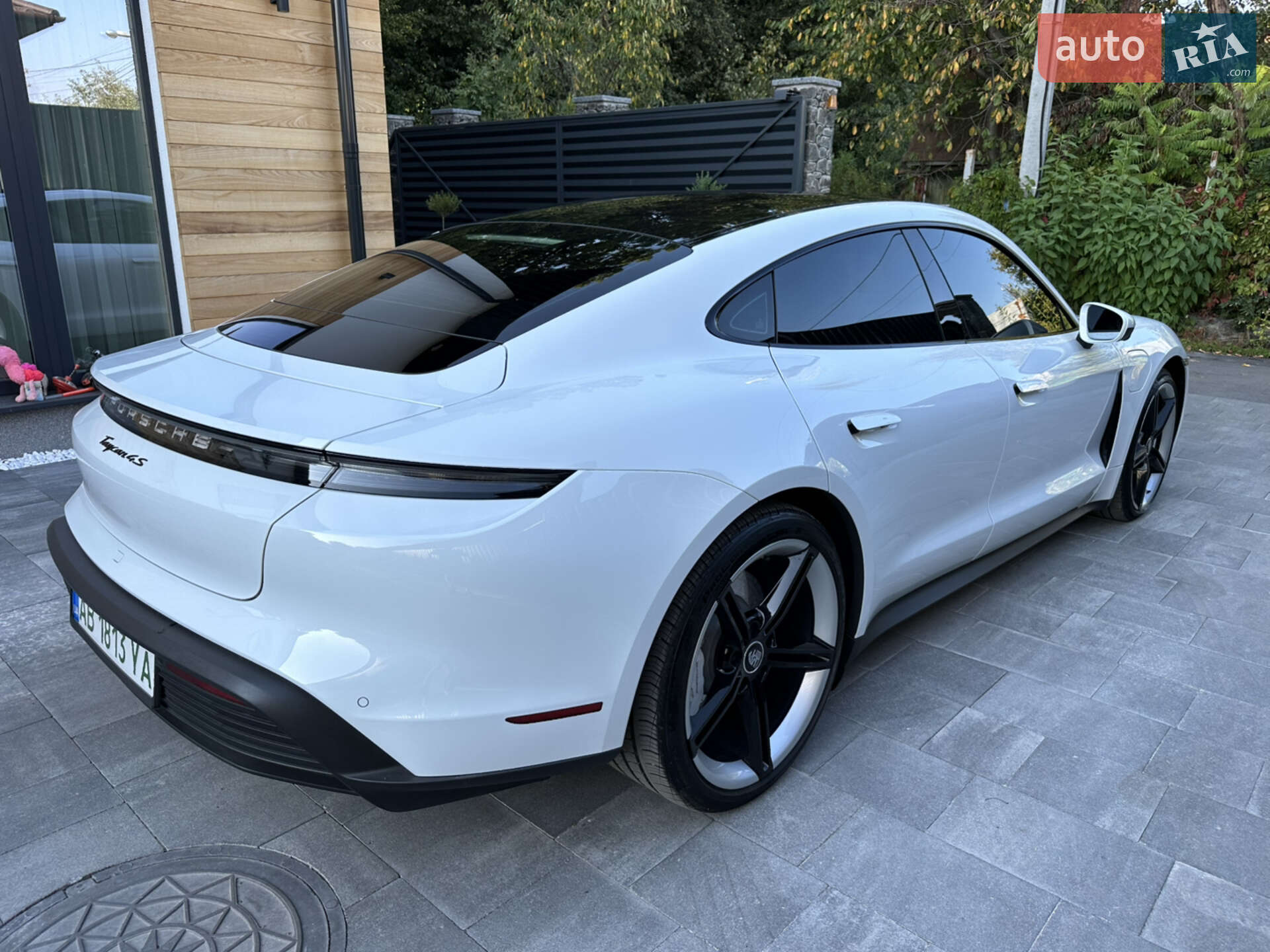 Porsche Taycan 2020 VIN WP0AB2Y14MSA42272 фото оголошення 4 з 20