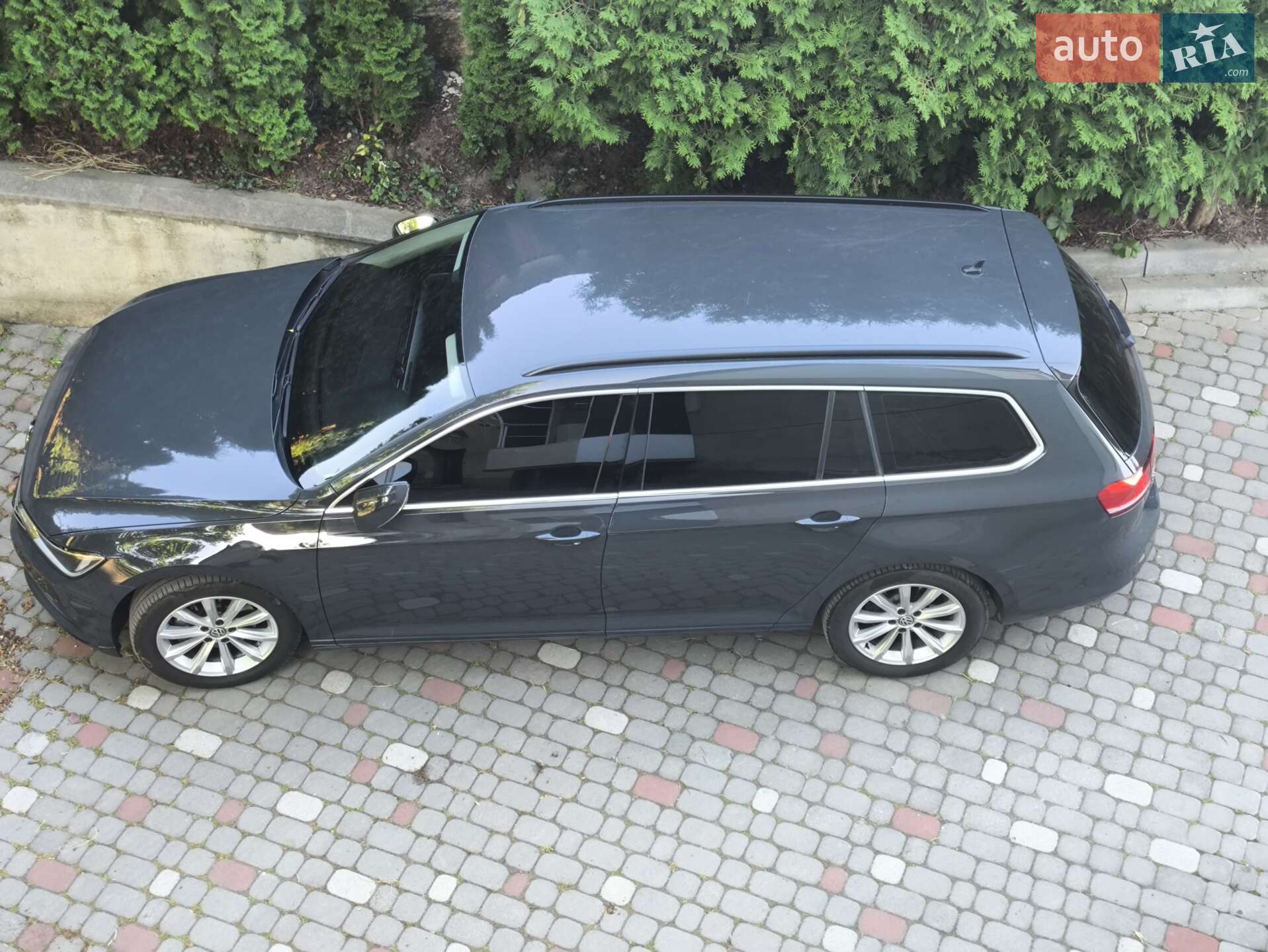 Volkswagen Passat 2019 VIN WVWZZZ3CZKE067004 фото оголошення 2 з 10