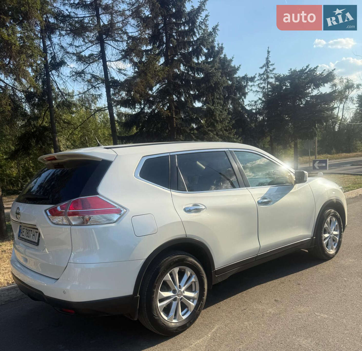 Nissan X-Trail 2016 VIN JN1TCAT32U0041977 фото оголошення 7 з 32