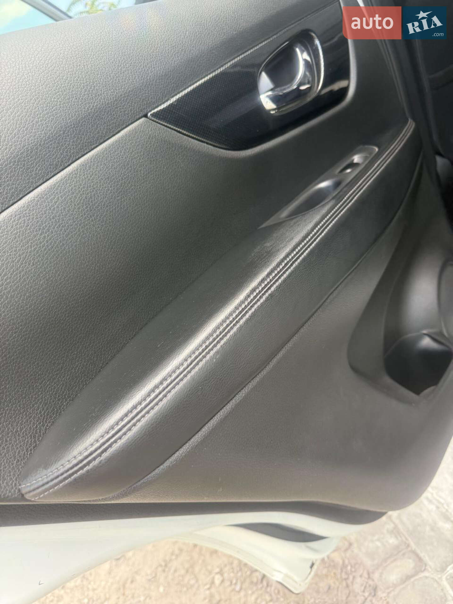 Nissan X-Trail 2016 VIN JN1TCAT32U0041977 фото оголошення 16 з 32