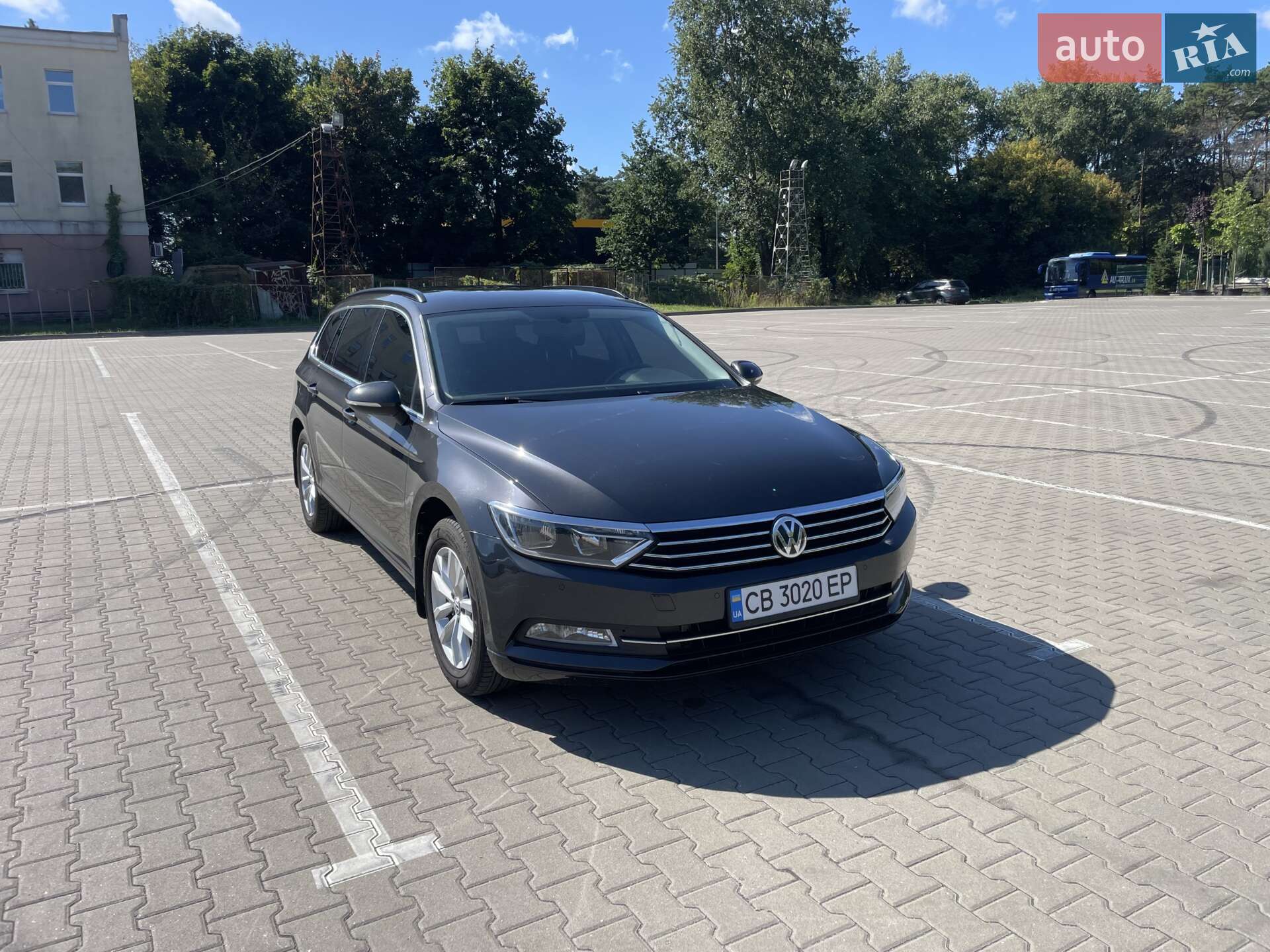 Volkswagen Passat 2017 VIN WVWZZZ3CZJE085885 фото оголошення 4 з 41