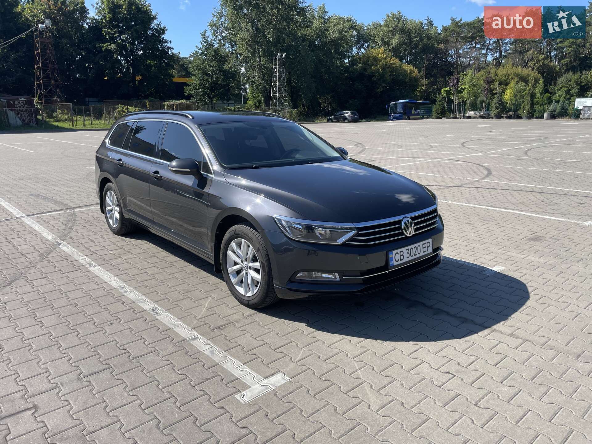 Volkswagen Passat 2017 VIN WVWZZZ3CZJE085885 фото оголошення 2 з 41