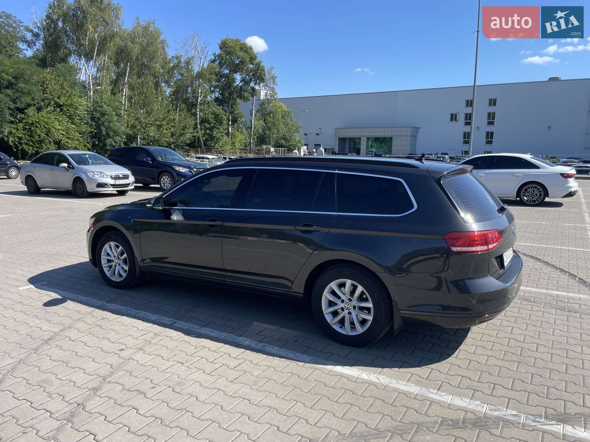Volkswagen Passat 2017 VIN WVWZZZ3CZJE085885 фото оголошення 10 з 41