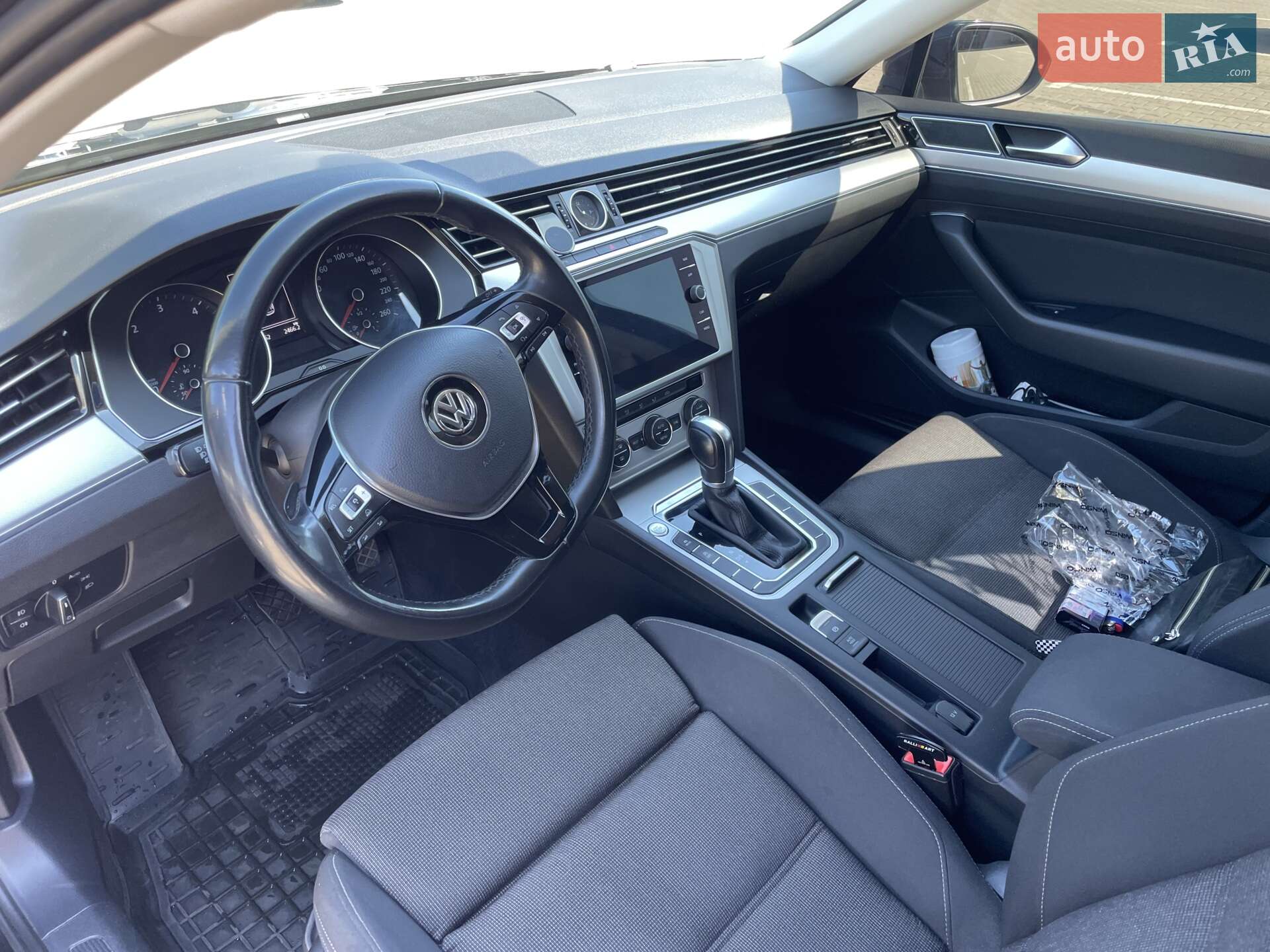 Volkswagen Passat 2017 VIN WVWZZZ3CZJE085885 фото оголошення 33 з 41
