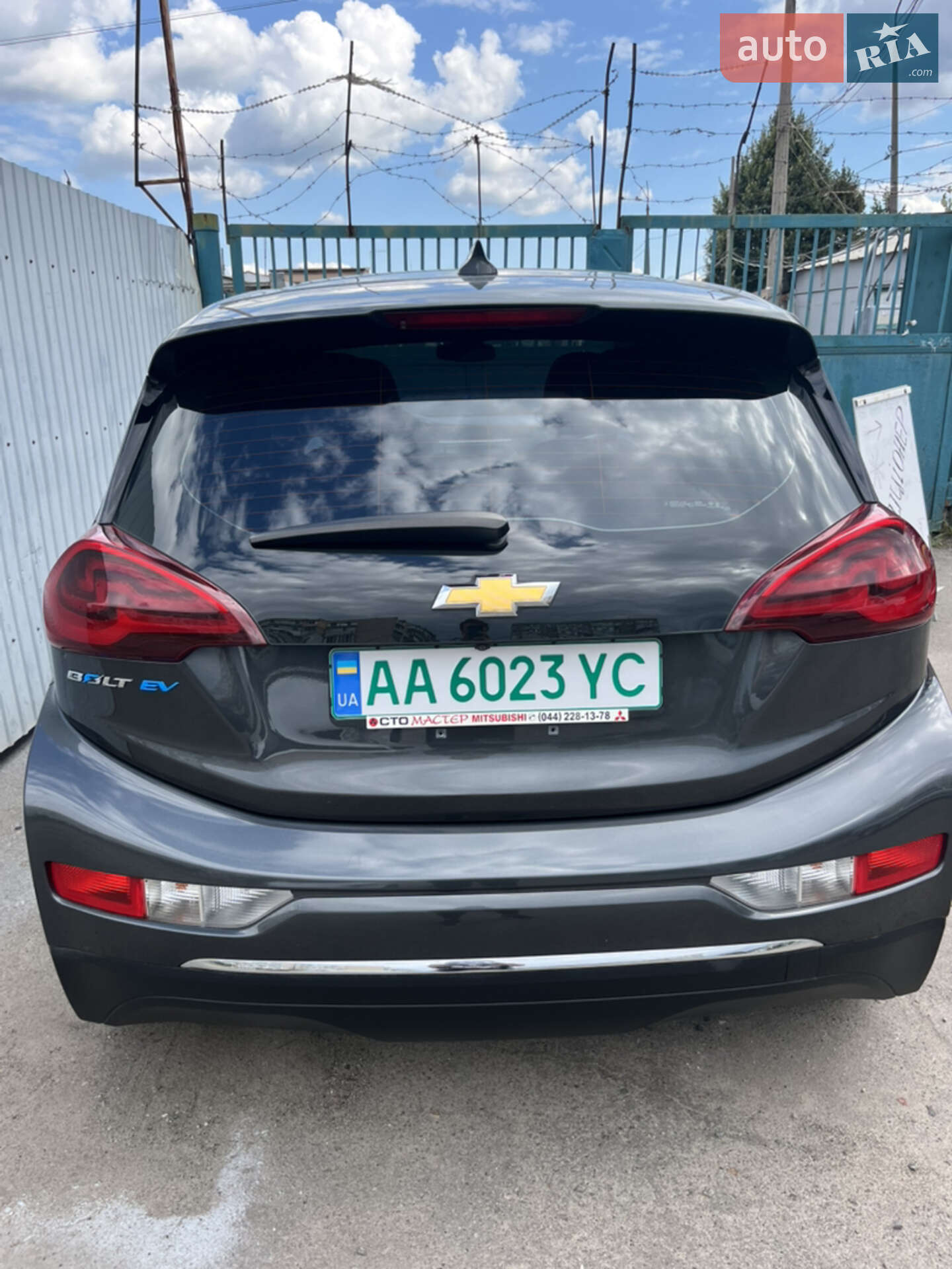 Chevrolet Bolt EV 2018 VIN 1G1FY6S09K4110066 фото оголошення 4 з 11