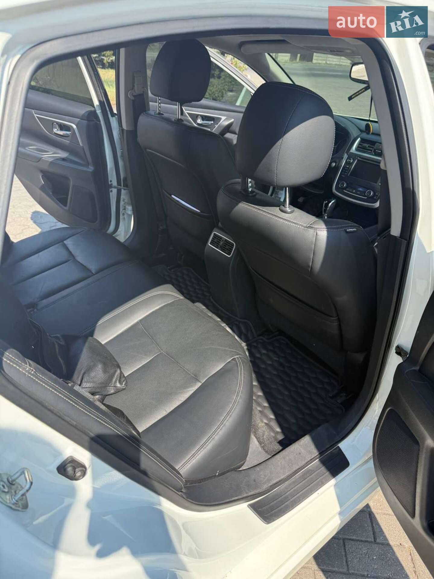 Nissan Altima 2016 VIN 1N4AL3AP1GC210386 фото оголошення 8 з 12