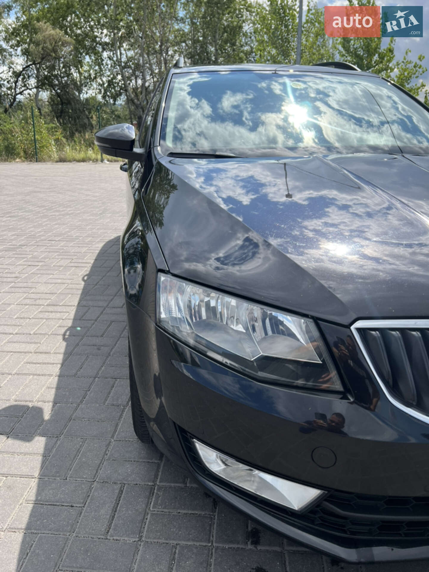 Skoda Octavia 2016 VIN TMBJG7NEXH0069321 фото оголошення 2 з 24