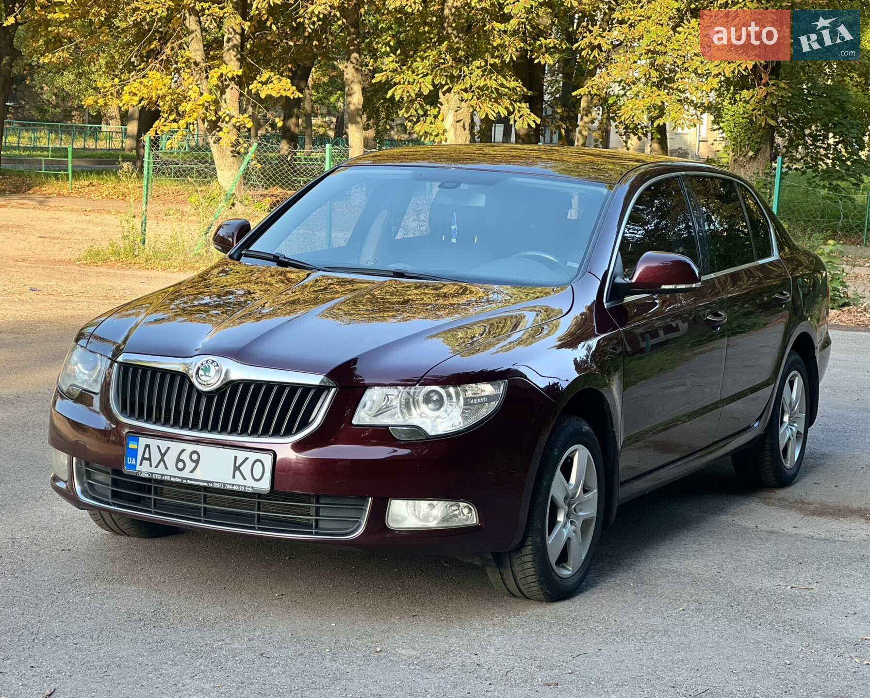 Skoda Superb 2011 VIN TMBAB43T7BB300650 фото оголошення 11 з 25
