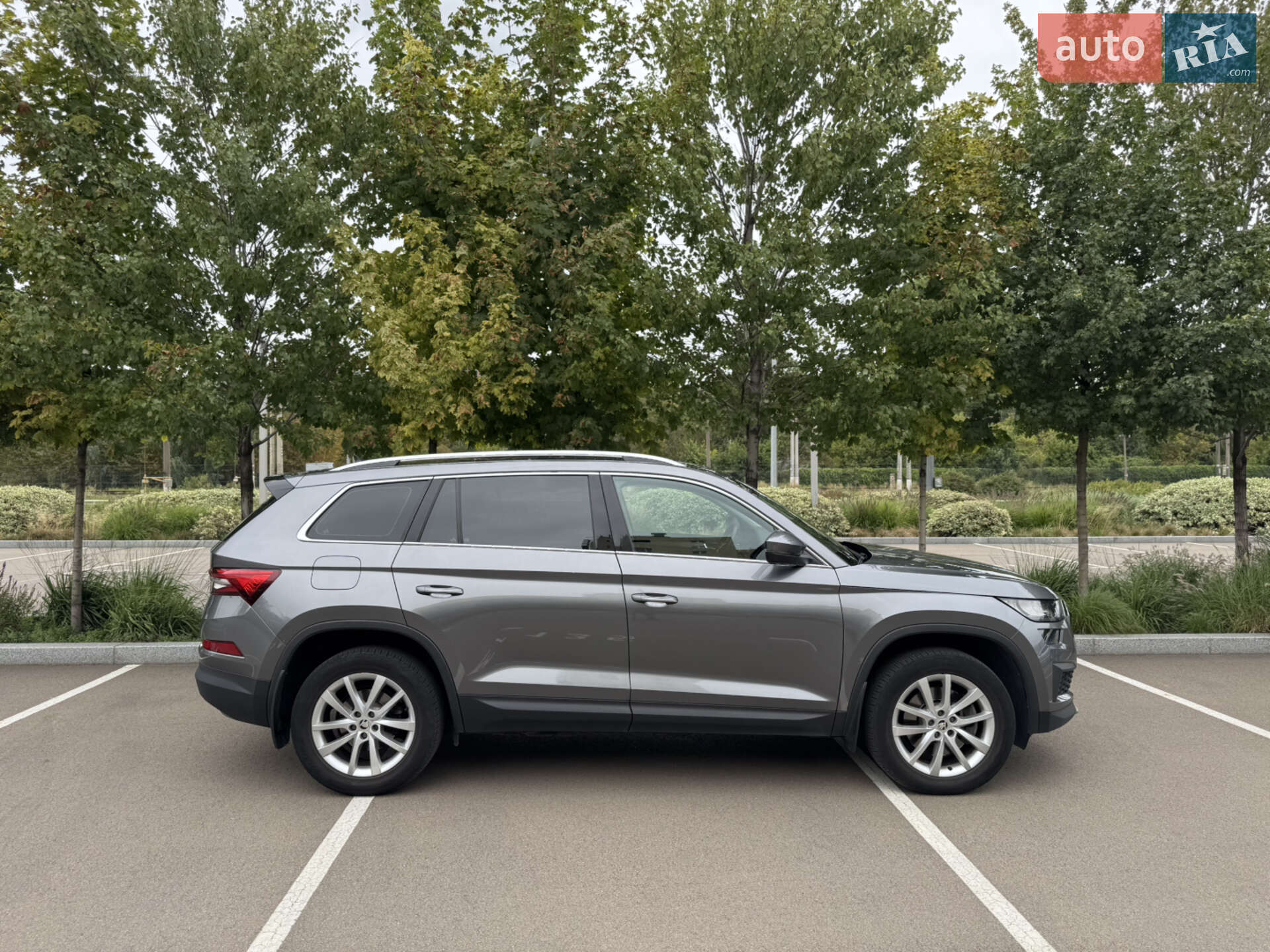 Skoda Kodiaq 2023 VIN TMBLD6NS8RB400419 фото оголошення 2 з 29