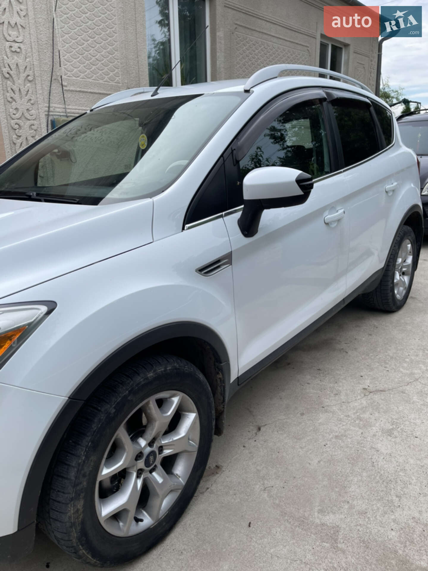 Ford Kuga 2010 VIN WF0RXXGCDRAP46589 фото оголошення 3 з 9