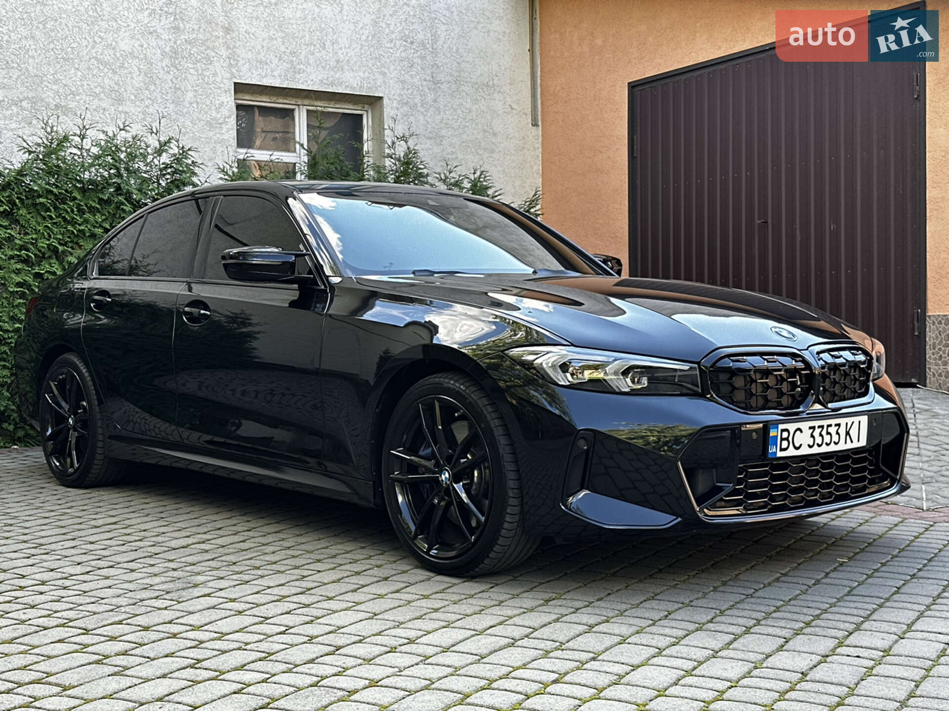 BMW 3 Series 2024 VIN 3MW49FF00R8E53312 фото оголошення 35 з 42