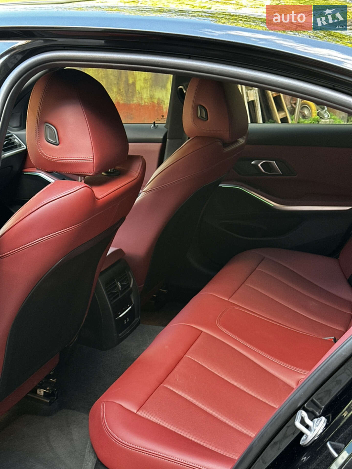 BMW 3 Series 2024 VIN 3MW49FF00R8E53312 фото оголошення 39 з 42