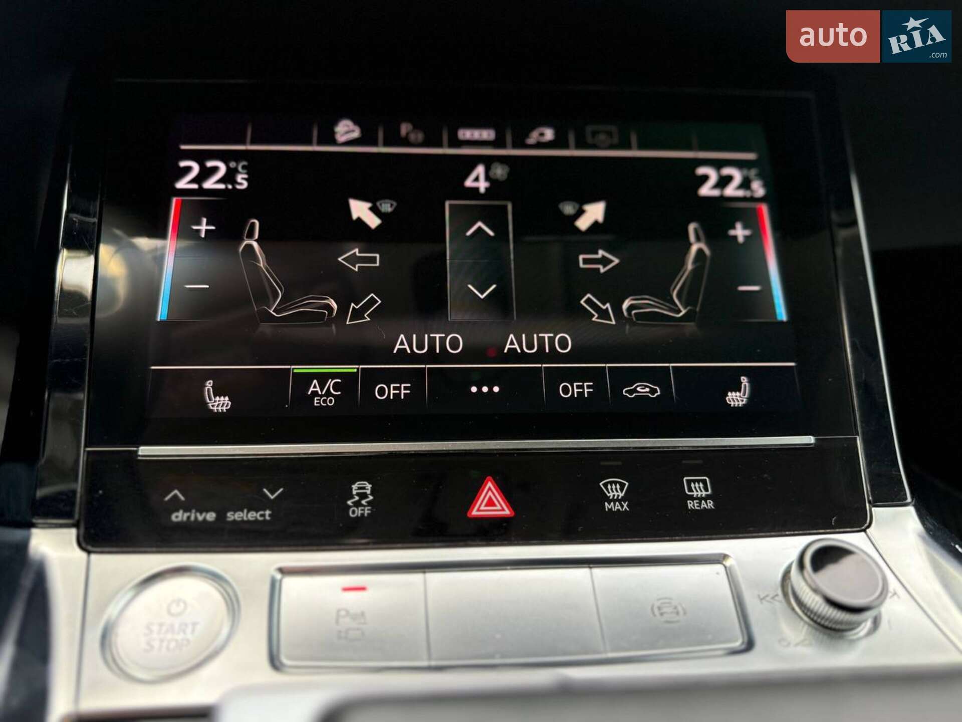 Audi e-tron 2021 VIN WAUZZZGE1NB004604 фото оголошення 23 з 33