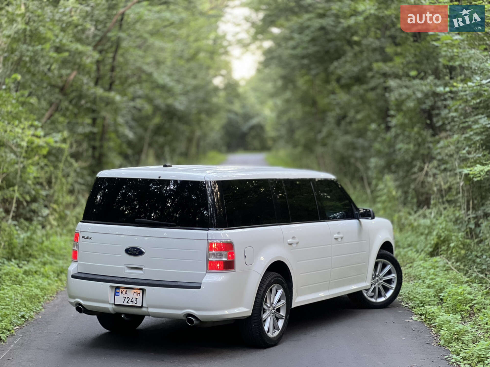 Ford Flex 2013 VIN 2FMGK5B80EBD03984 фото оголошення 2 з 26