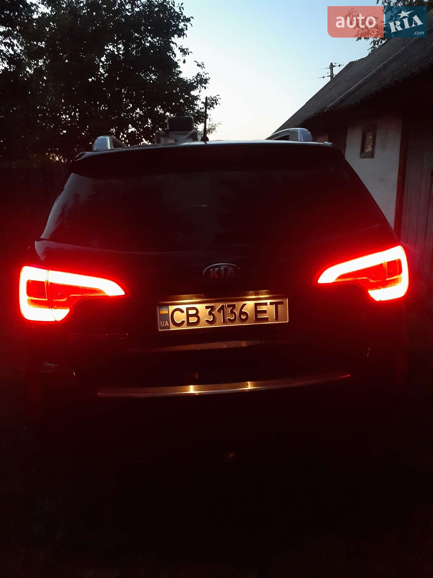 Kia Sorento 2012 VIN KNAKU814DD5391414 фото оголошення 5 з 8