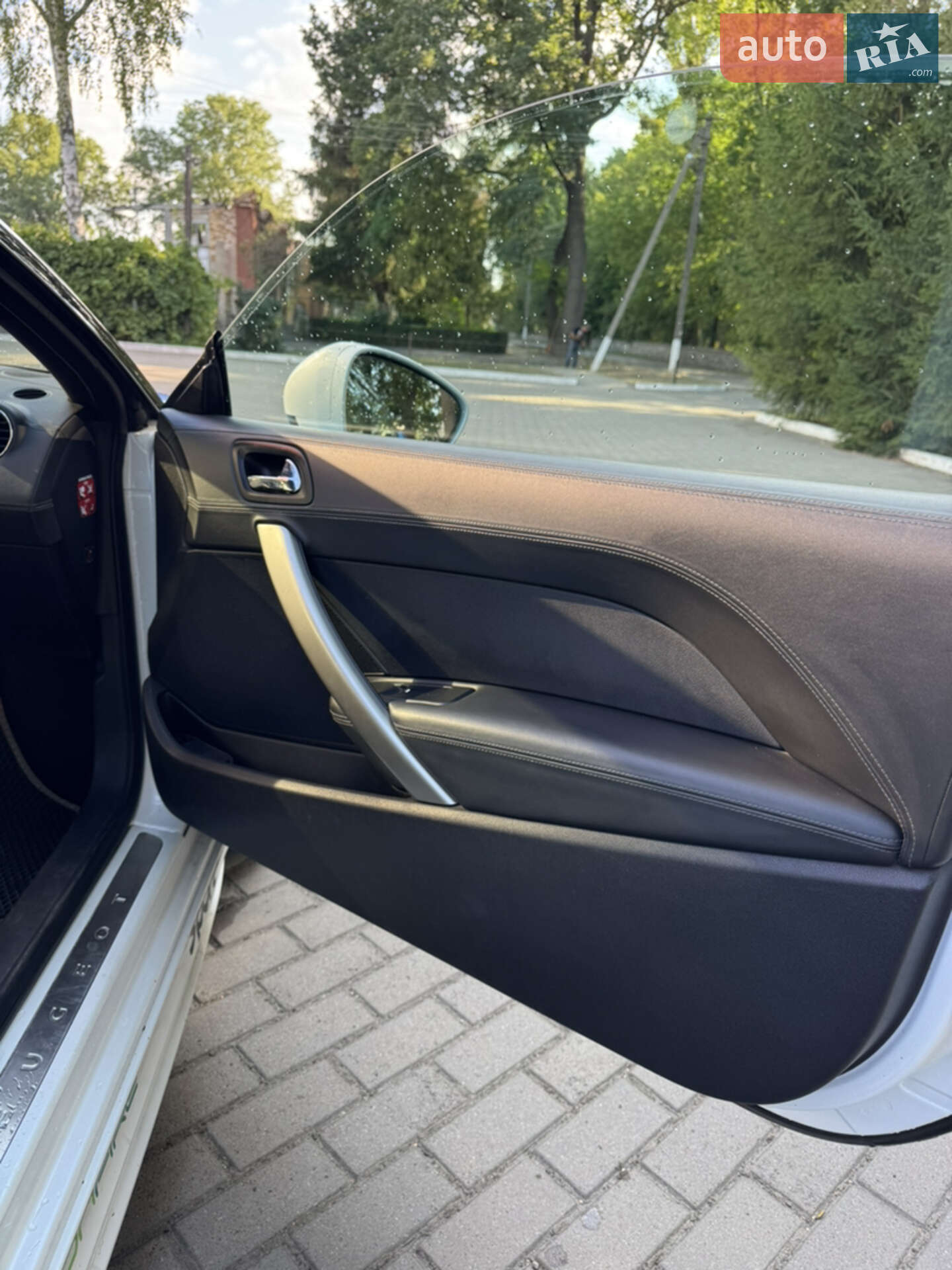Peugeot RCZ 2012 VIN VF34JRHH8BP019850 фото оголошення 16 з 22