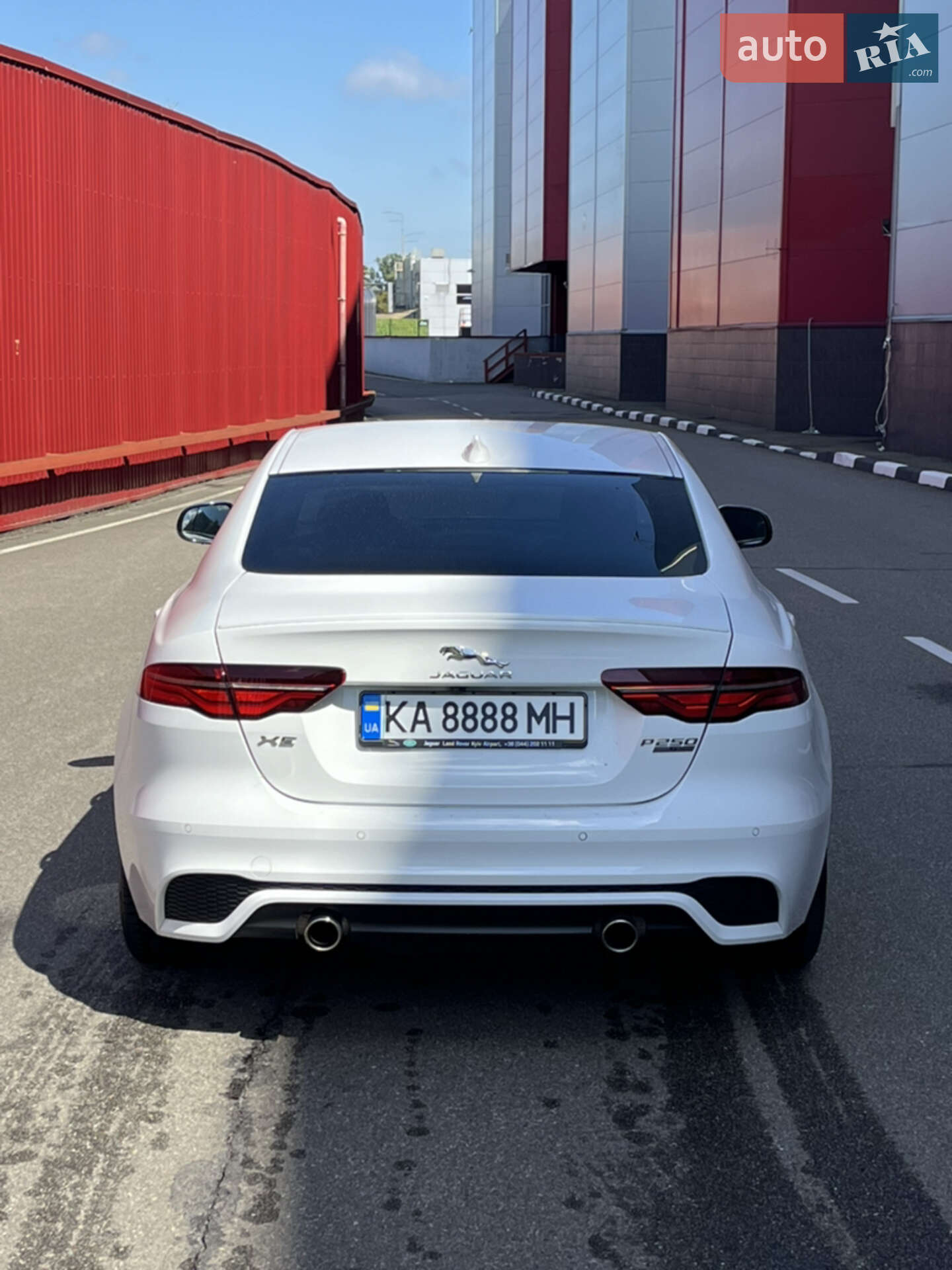 Jaguar XE 2020 VIN SAJAB4BX0LCP65309 фото оголошення 7 з 19