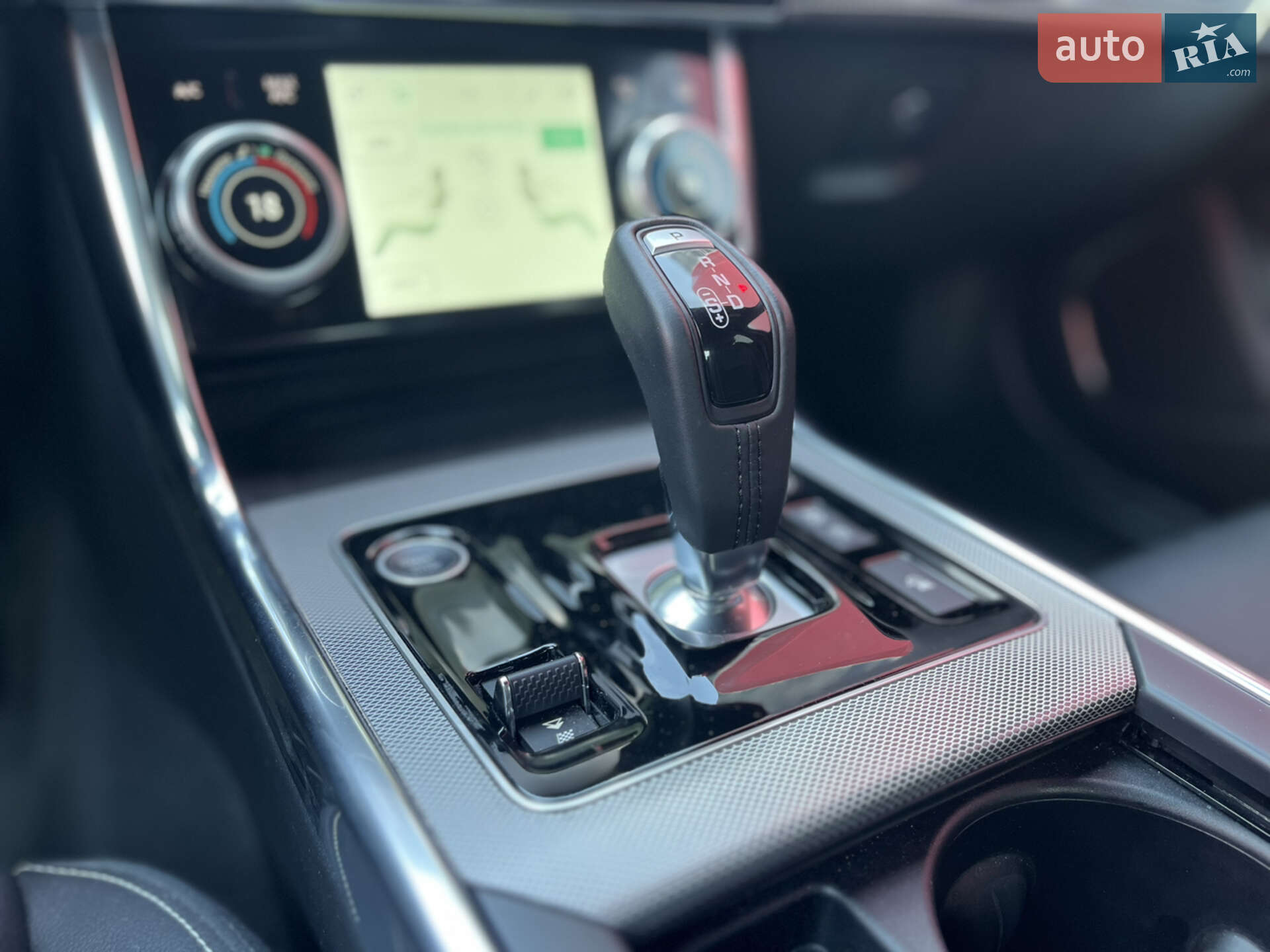 Jaguar XE 2020 VIN SAJAB4BX0LCP65309 фото оголошення 18 з 19