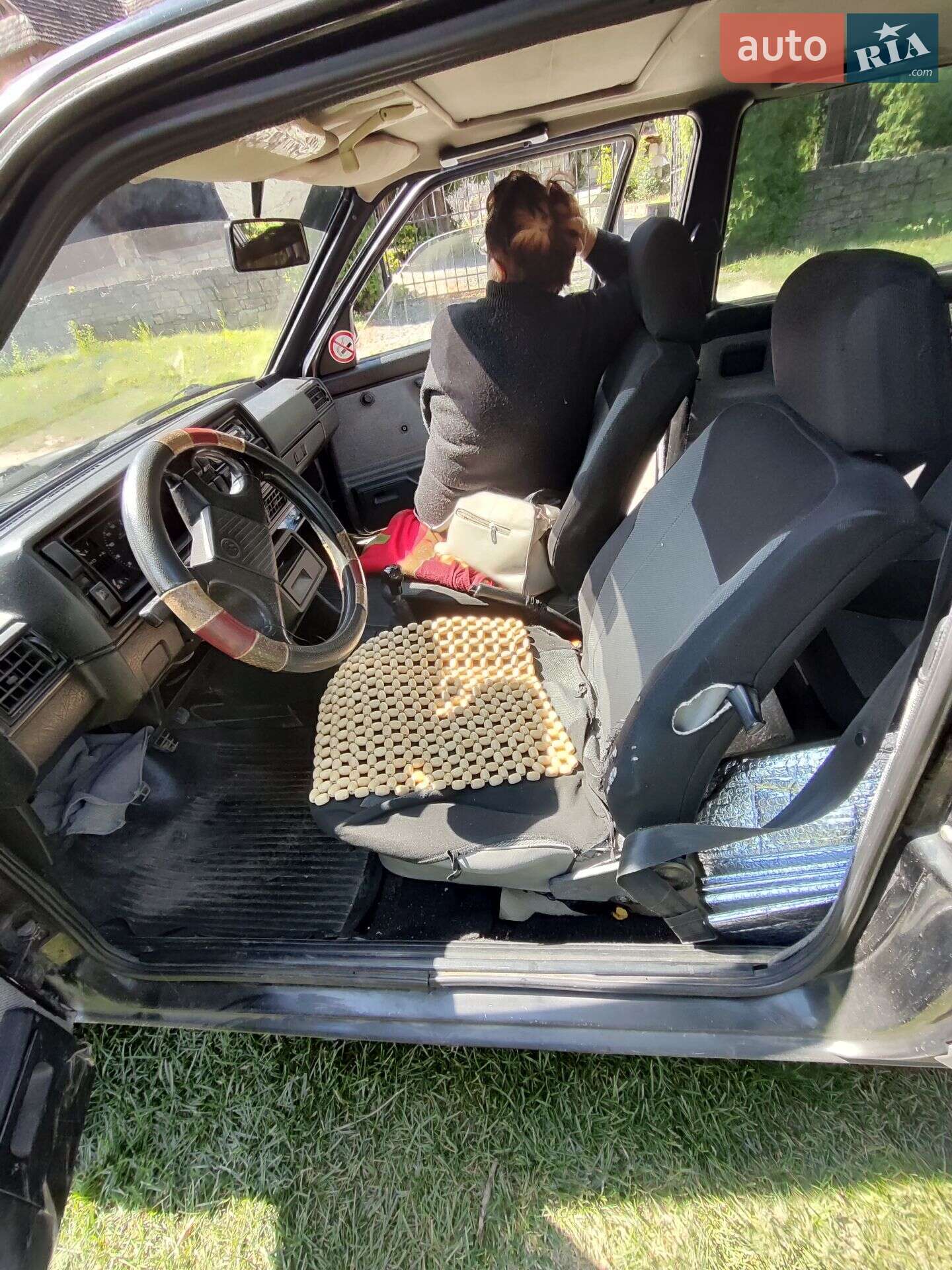 Volkswagen Golf 1989 VIN WVWZZZ1GZKW763768 фото оголошення 9 з 11