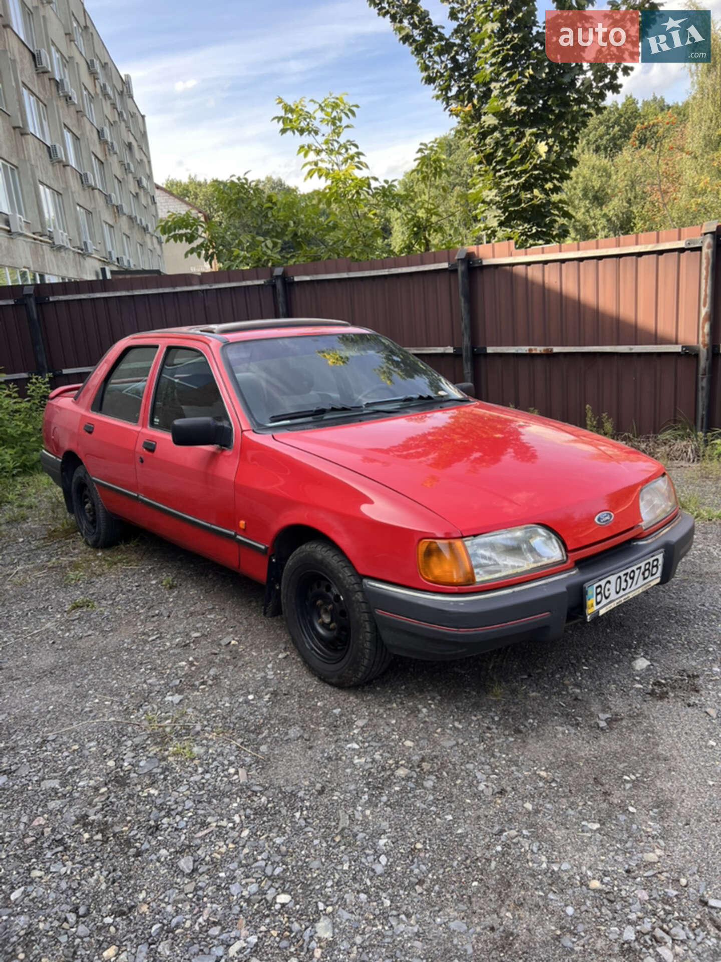 Ford Sierra 1988 VIN WF0FXXGBBFJD93775 фото оголошення 7 з 19