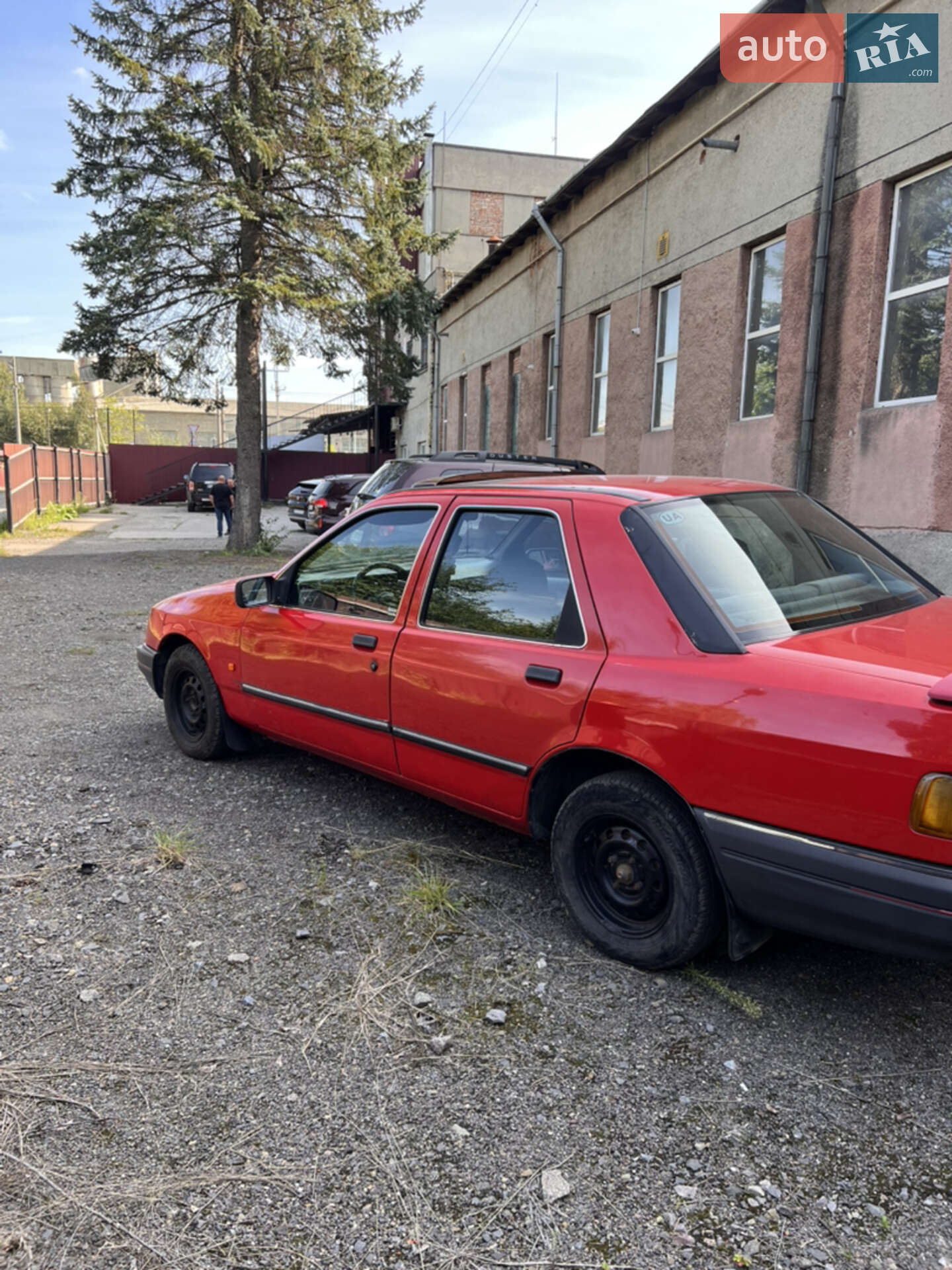 Ford Sierra 1988 VIN WF0FXXGBBFJD93775 фото оголошення 6 з 19