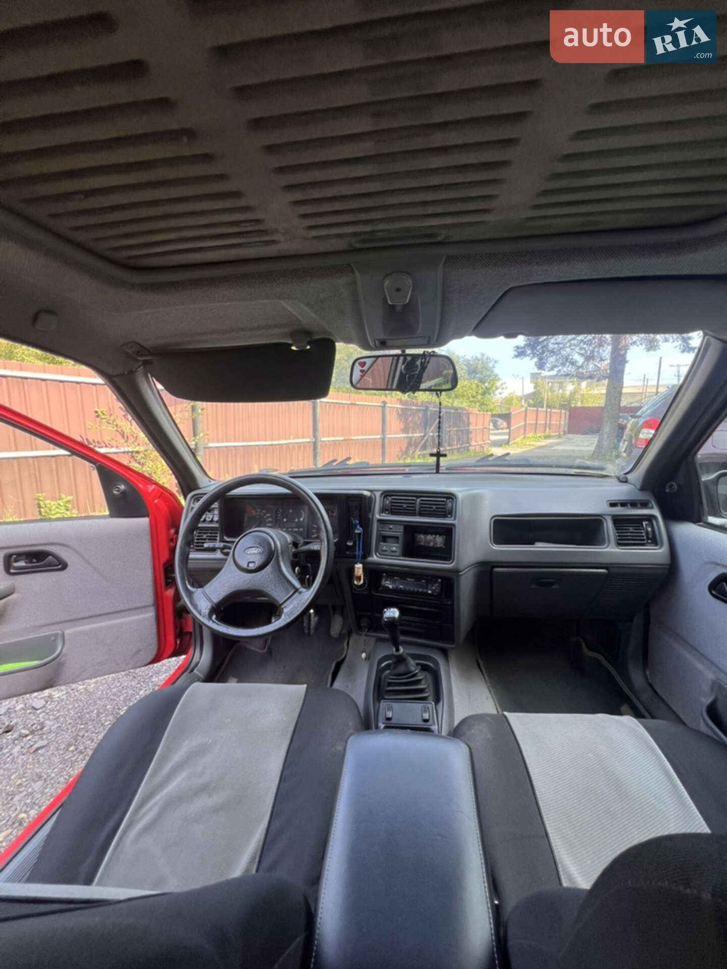 Ford Sierra 1988 VIN WF0FXXGBBFJD93775 фото оголошення 13 з 19