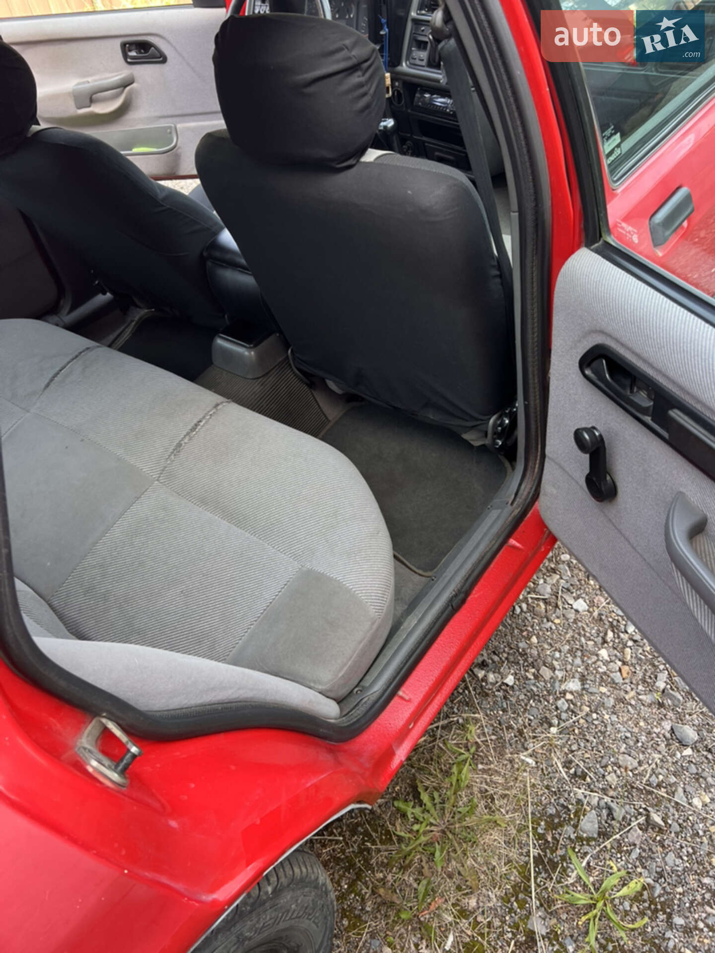 Ford Sierra 1988 VIN WF0FXXGBBFJD93775 фото оголошення 12 з 19