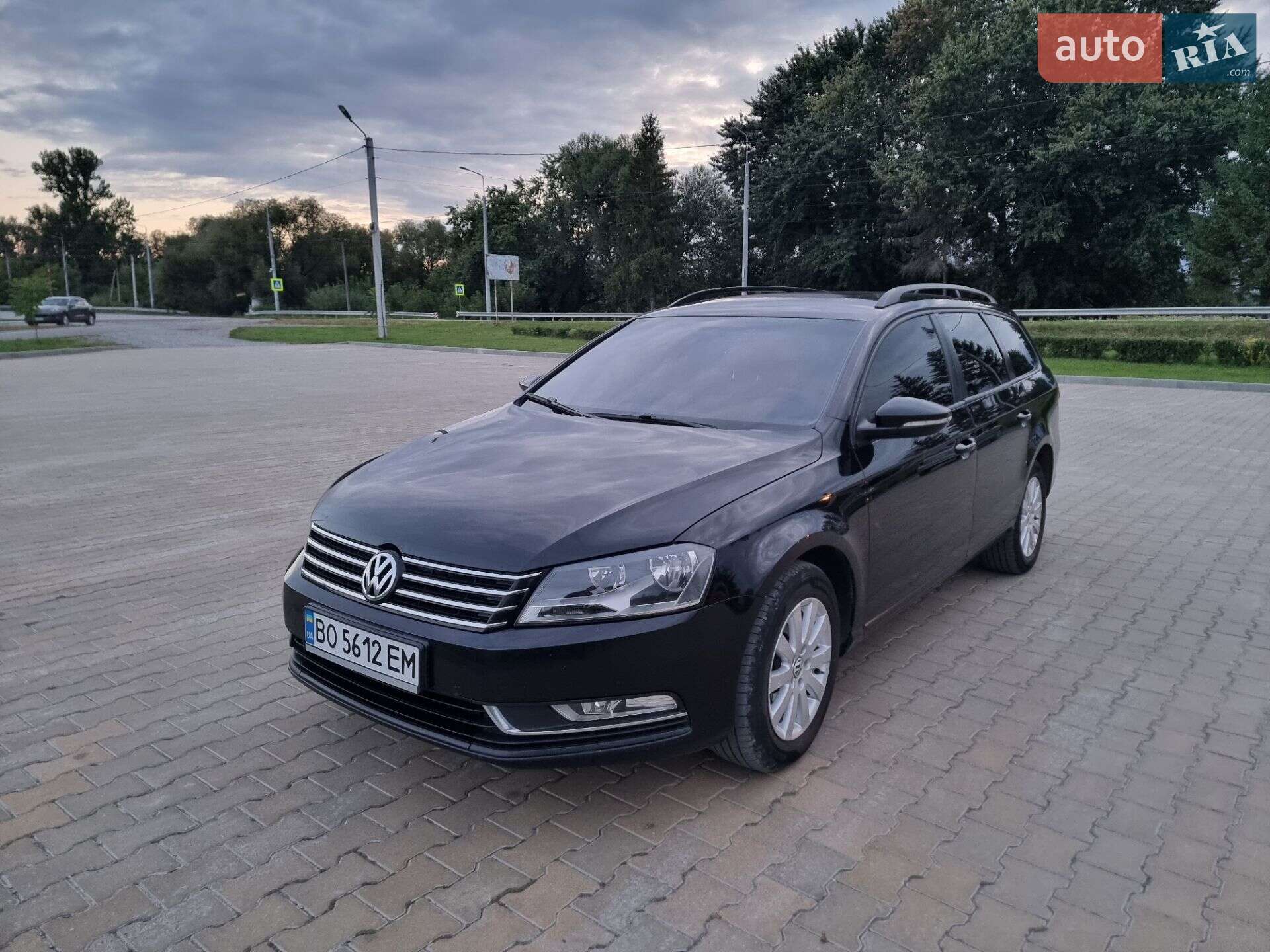 Volkswagen Passat 2010 VIN WVWZZZ3CZBE323477 фото оголошення 9 з 19