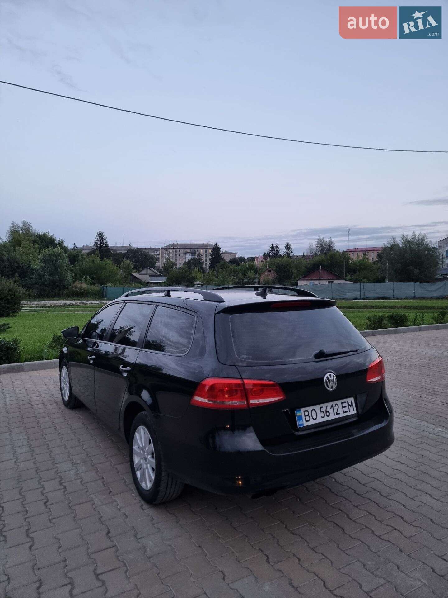 Volkswagen Passat 2010 VIN WVWZZZ3CZBE323477 фото оголошення 10 з 19