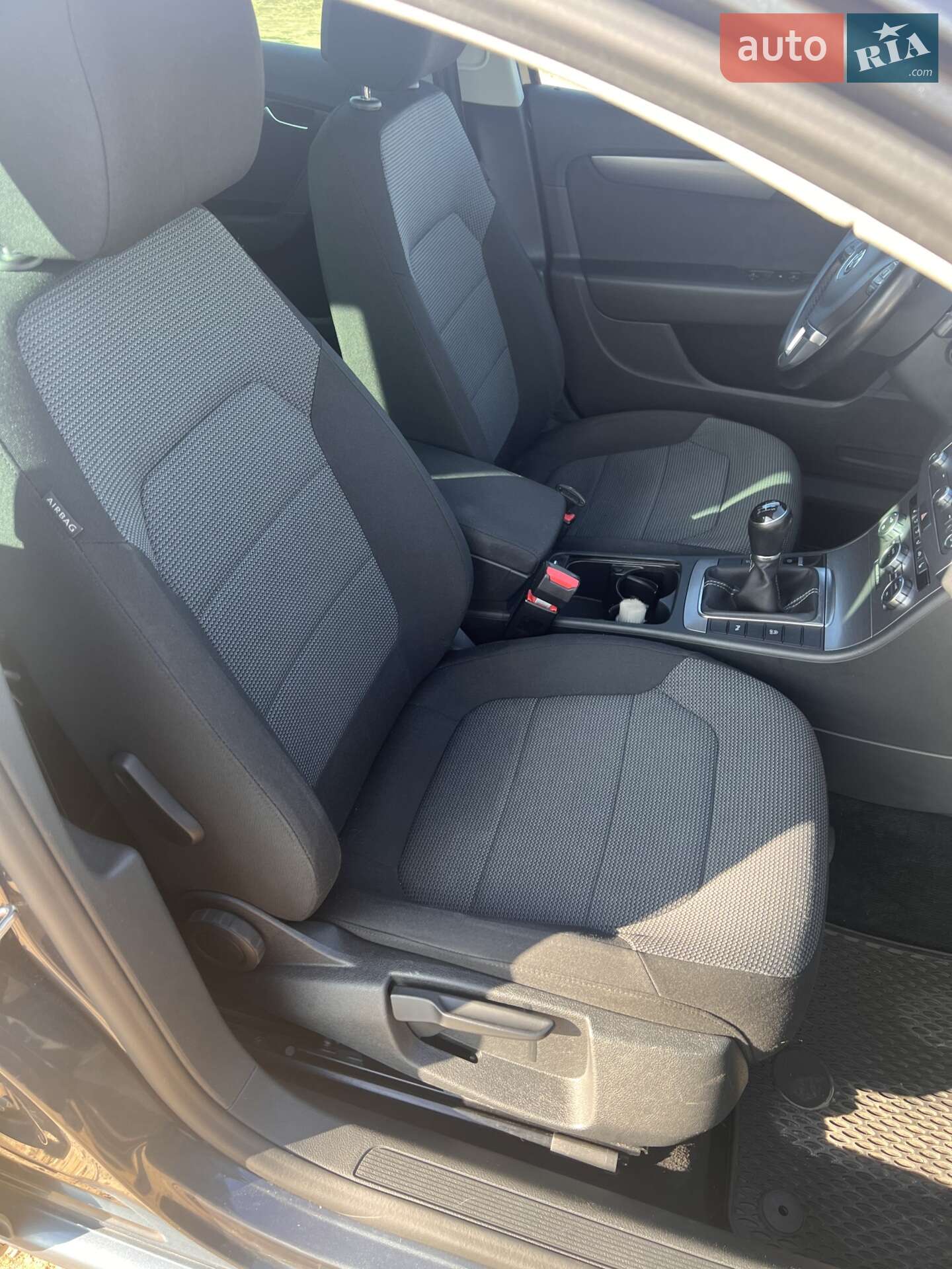 Volkswagen Passat 2014 VIN WVWZZZ3CZFE069660 фото оголошення 34 з 39