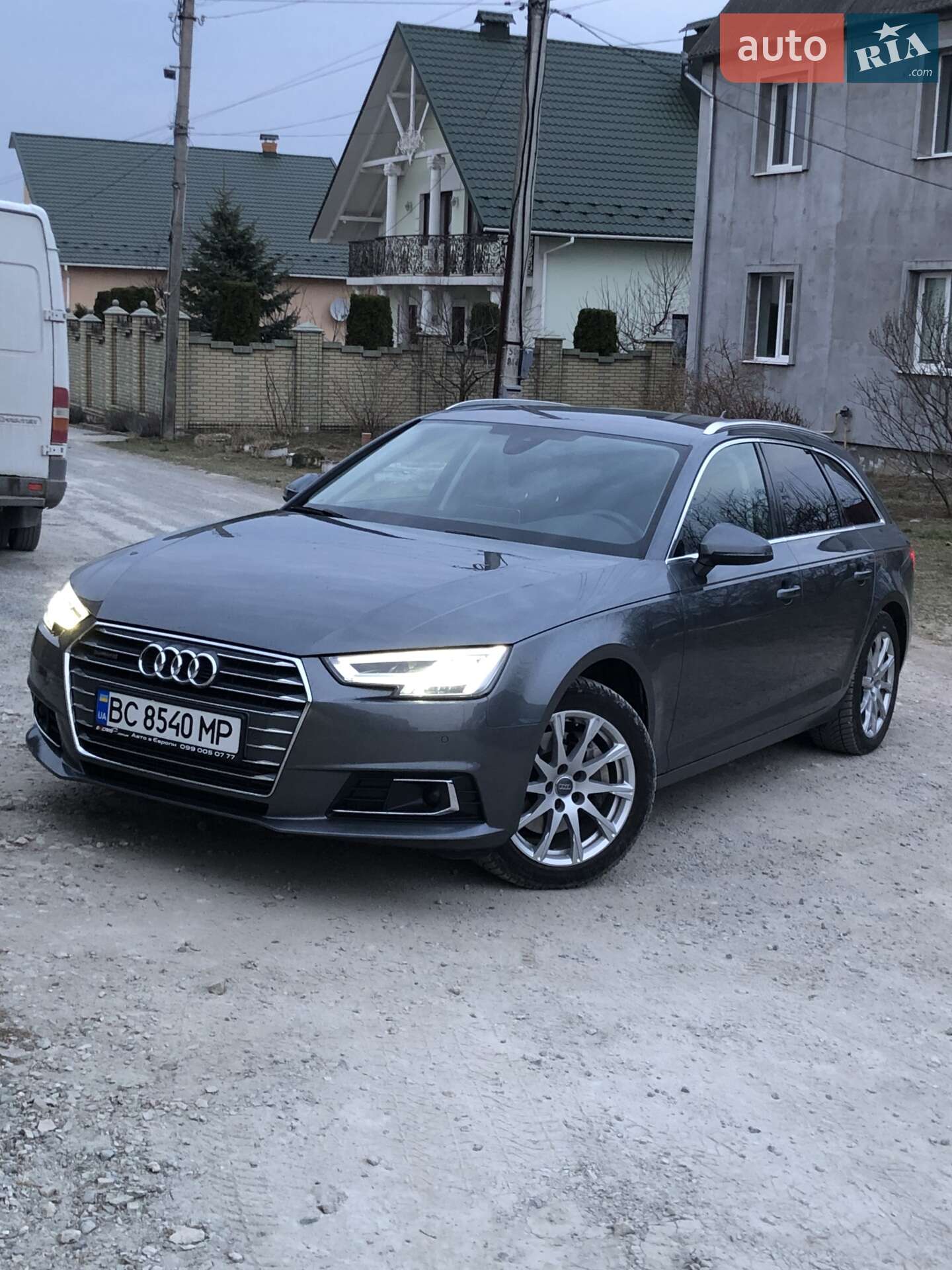 Audi A4 2017 VIN WAUZZZF49HA099979 фото оголошення 16 з 17