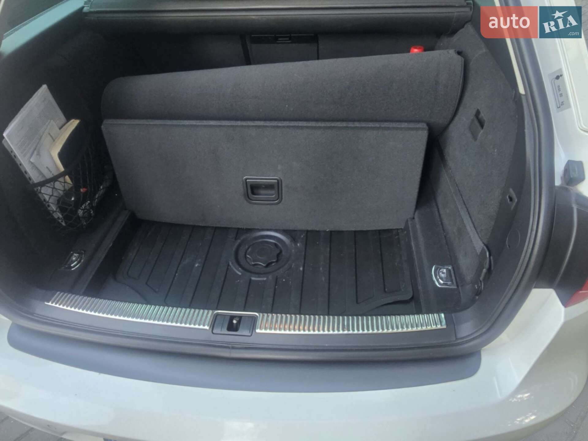 SEAT Exeo 2012 VIN VSSZZZ3RZCR010698 фото оголошення 2 з 18
