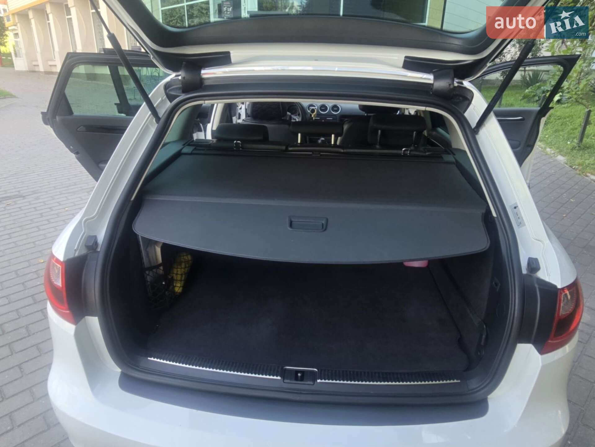 SEAT Exeo 2012 VIN VSSZZZ3RZCR010698 фото оголошення 12 з 18
