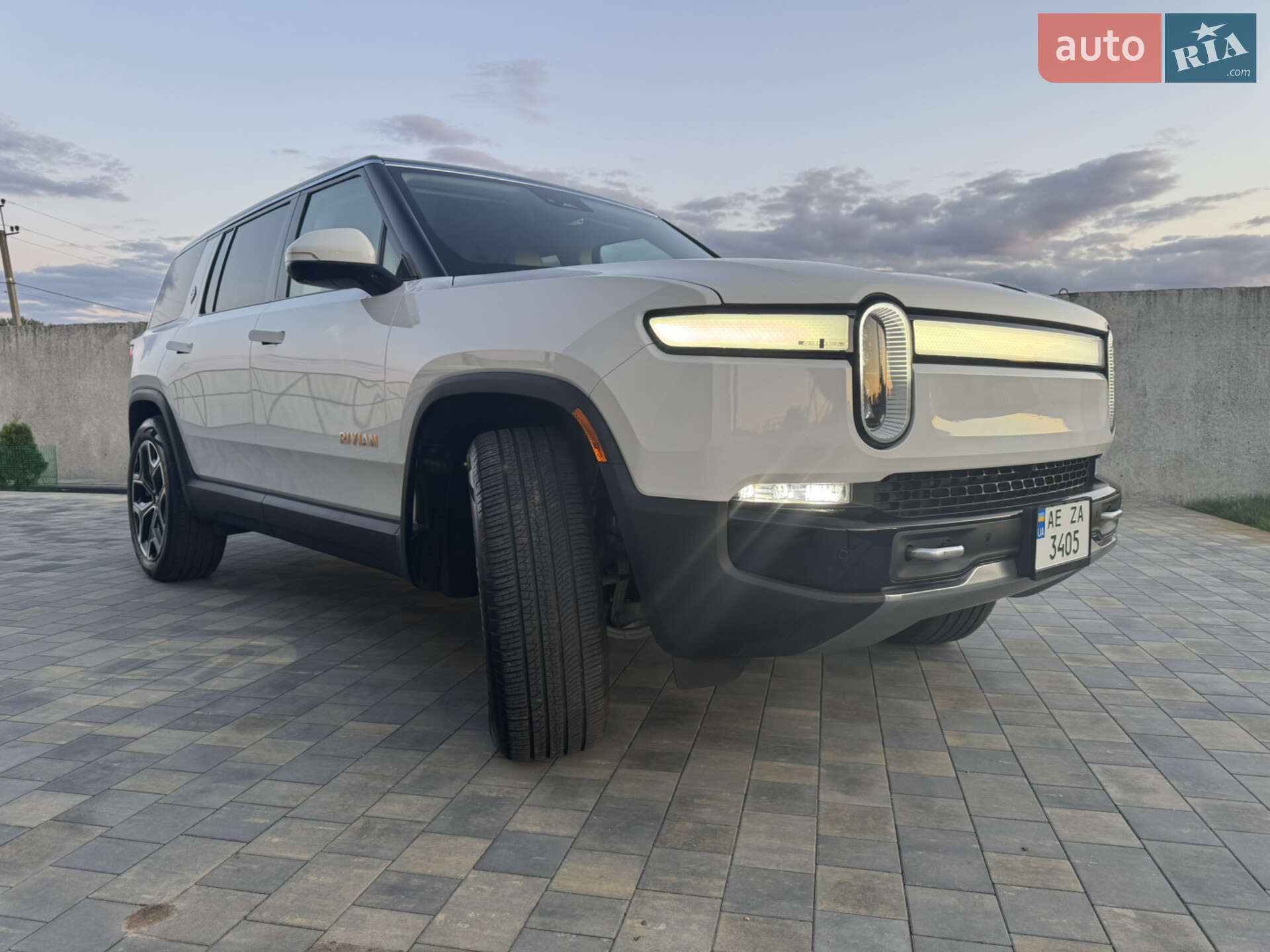 Rivian R1S 2024 VIN 7PDSGABA9RN043650 фото оголошення 5 з 45