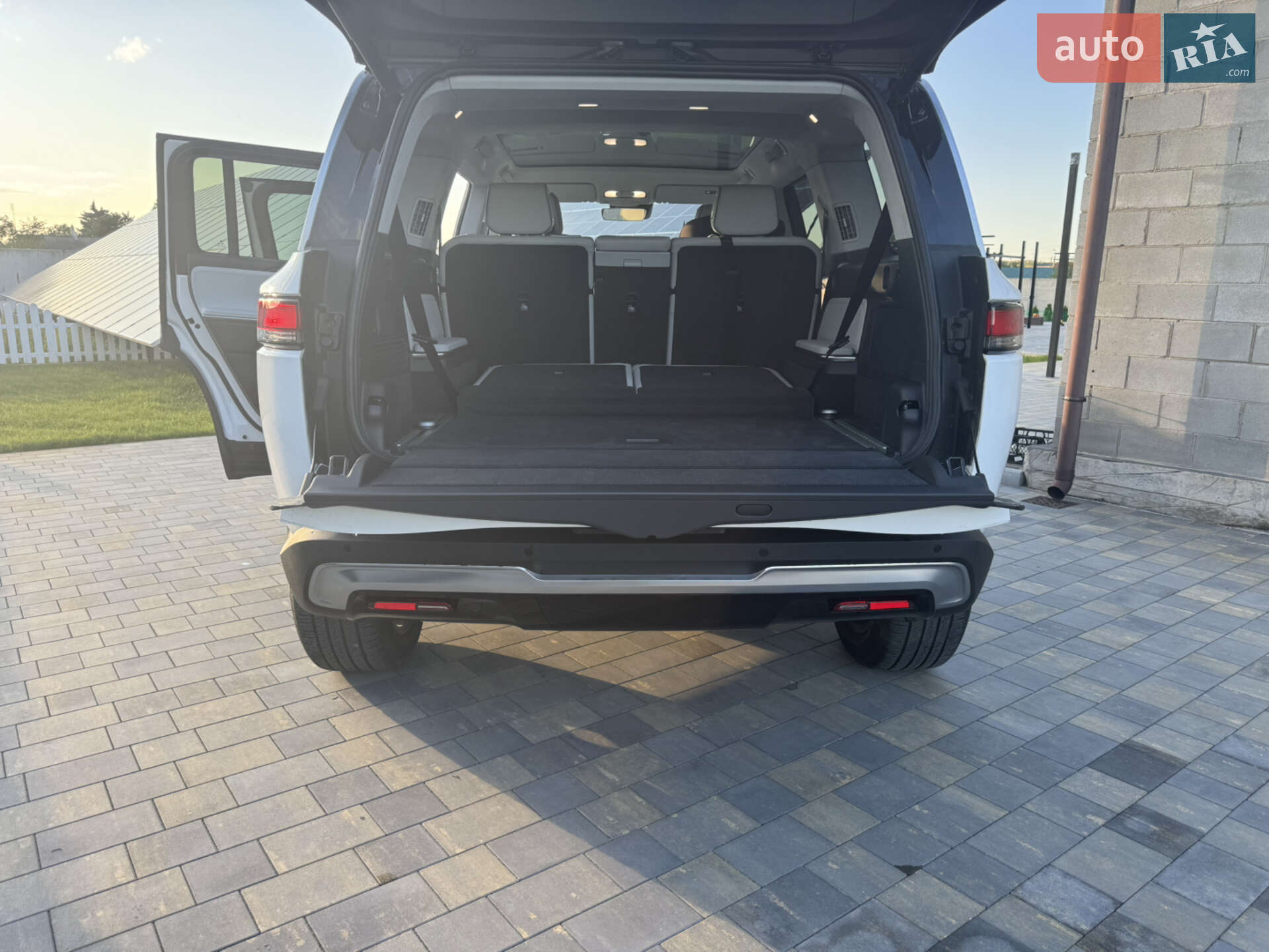 Rivian R1S 2024 VIN 7PDSGABA9RN043650 фото оголошення 19 з 45