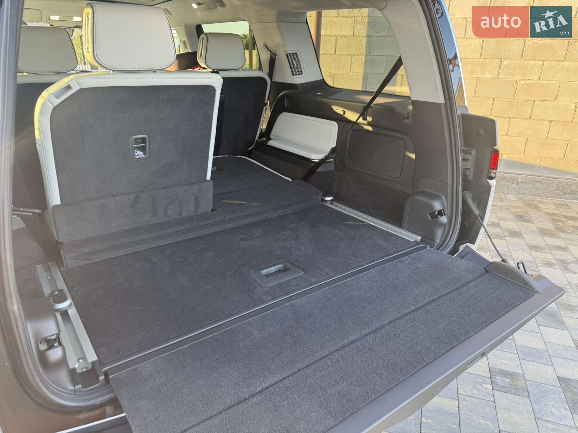 Rivian R1S 2024 VIN 7PDSGABA9RN043650 фото оголошення 26 з 45