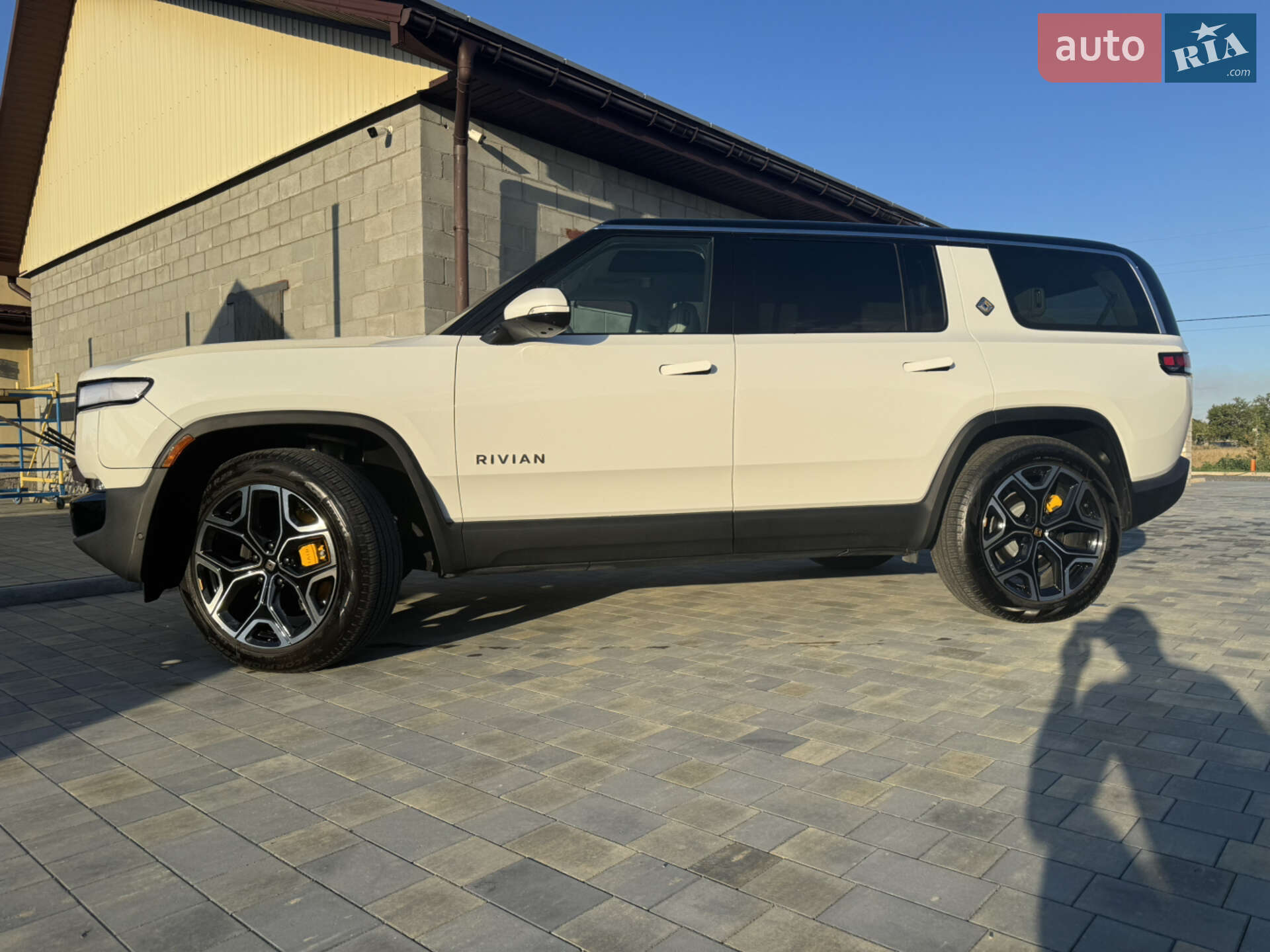 Rivian R1S 2024 VIN 7PDSGABA9RN043650 фото оголошення 34 з 45