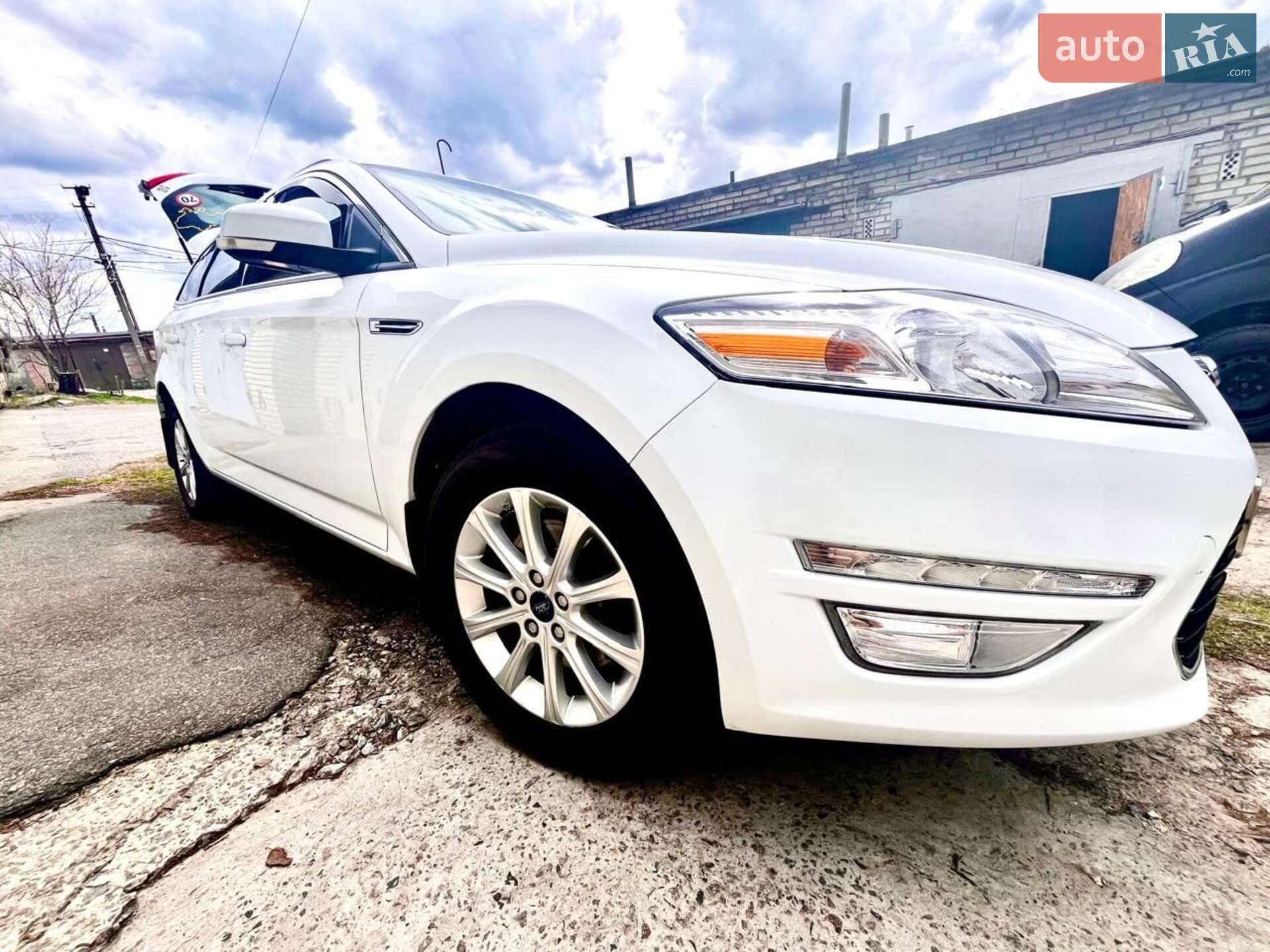 Ford Mondeo 2014 VIN WF0GXXGBBGEP83455 фото оголошення 23 з 27