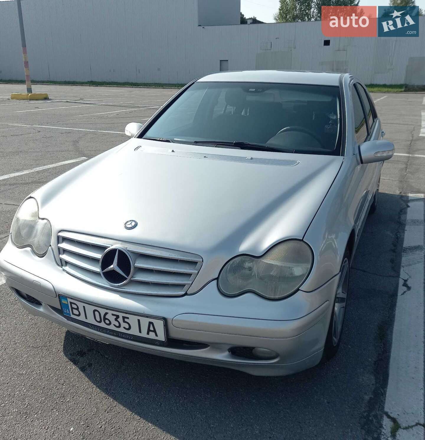 Mercedes-Benz C-Class 2002 VIN WDB2030421F310793 фото оголошення 4 з 8