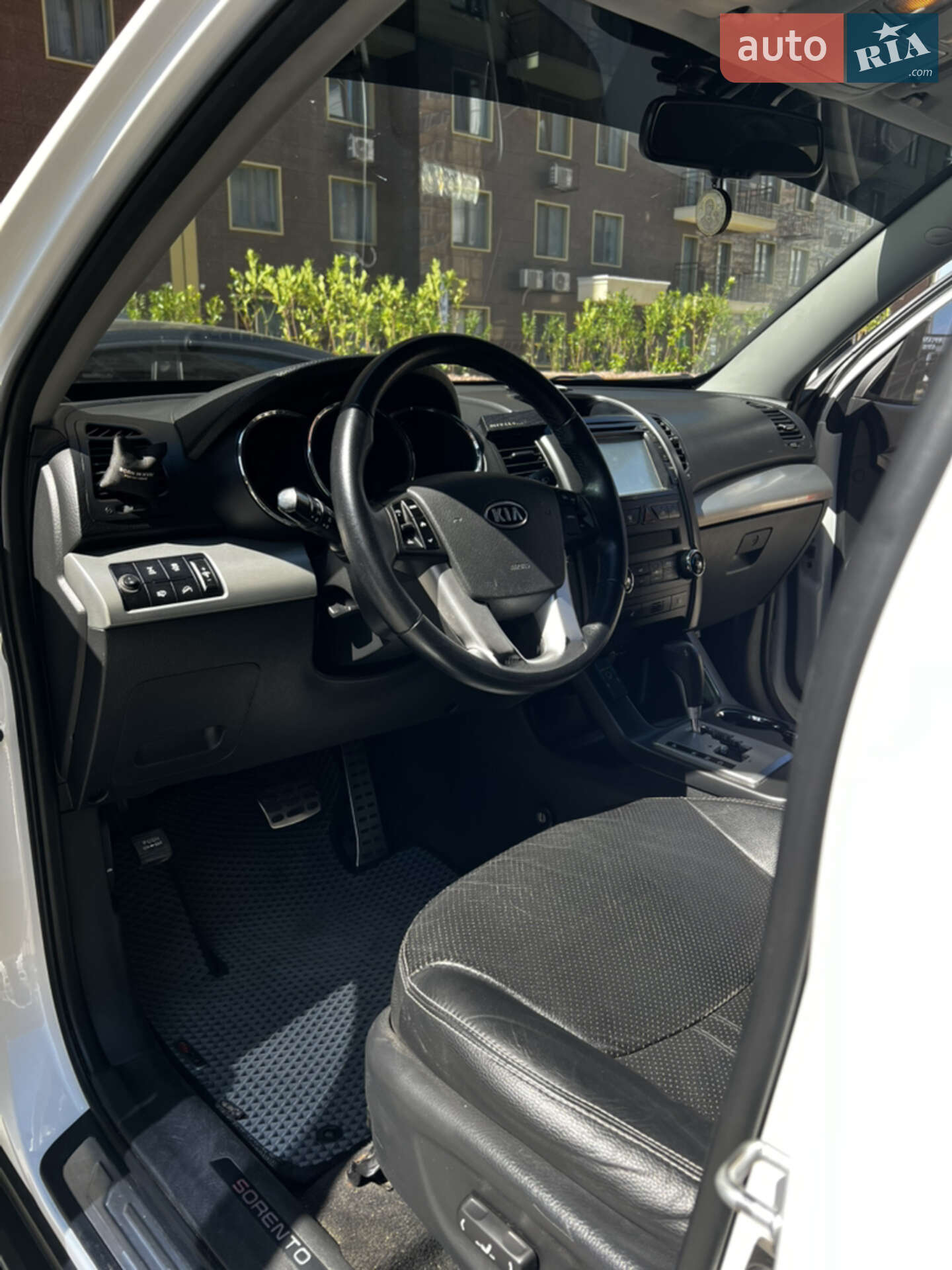 KIA Sorento 2011 VIN Y6DKU814DB5189158 фото оголошення 9 з 10