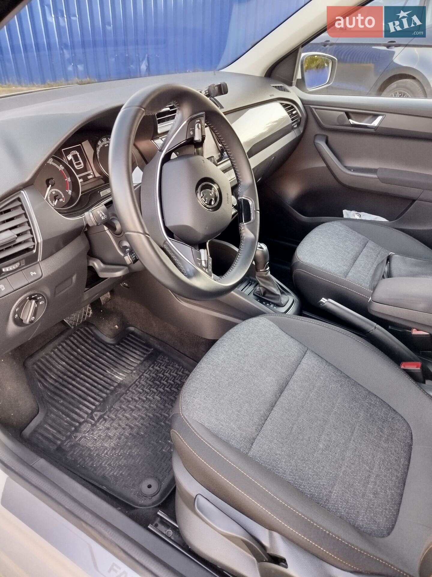 Skoda Fabia 2022 VIN TMBJP6NJ8NZ019581 фото оголошення 5 з 15