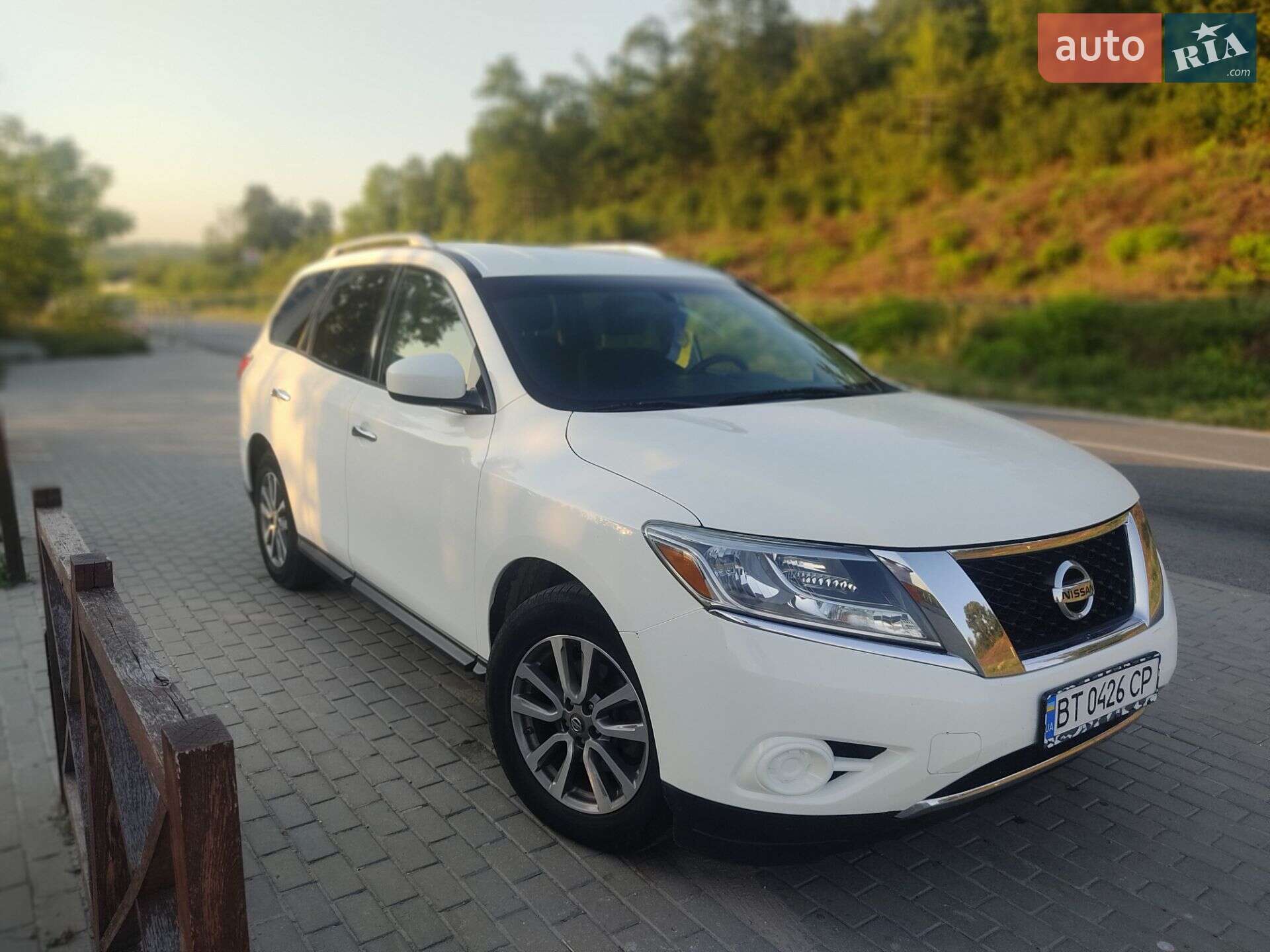 Nissan Pathfinder 2015 VIN 5N1AR2MN4FC646785 фото оголошення 5 з 26