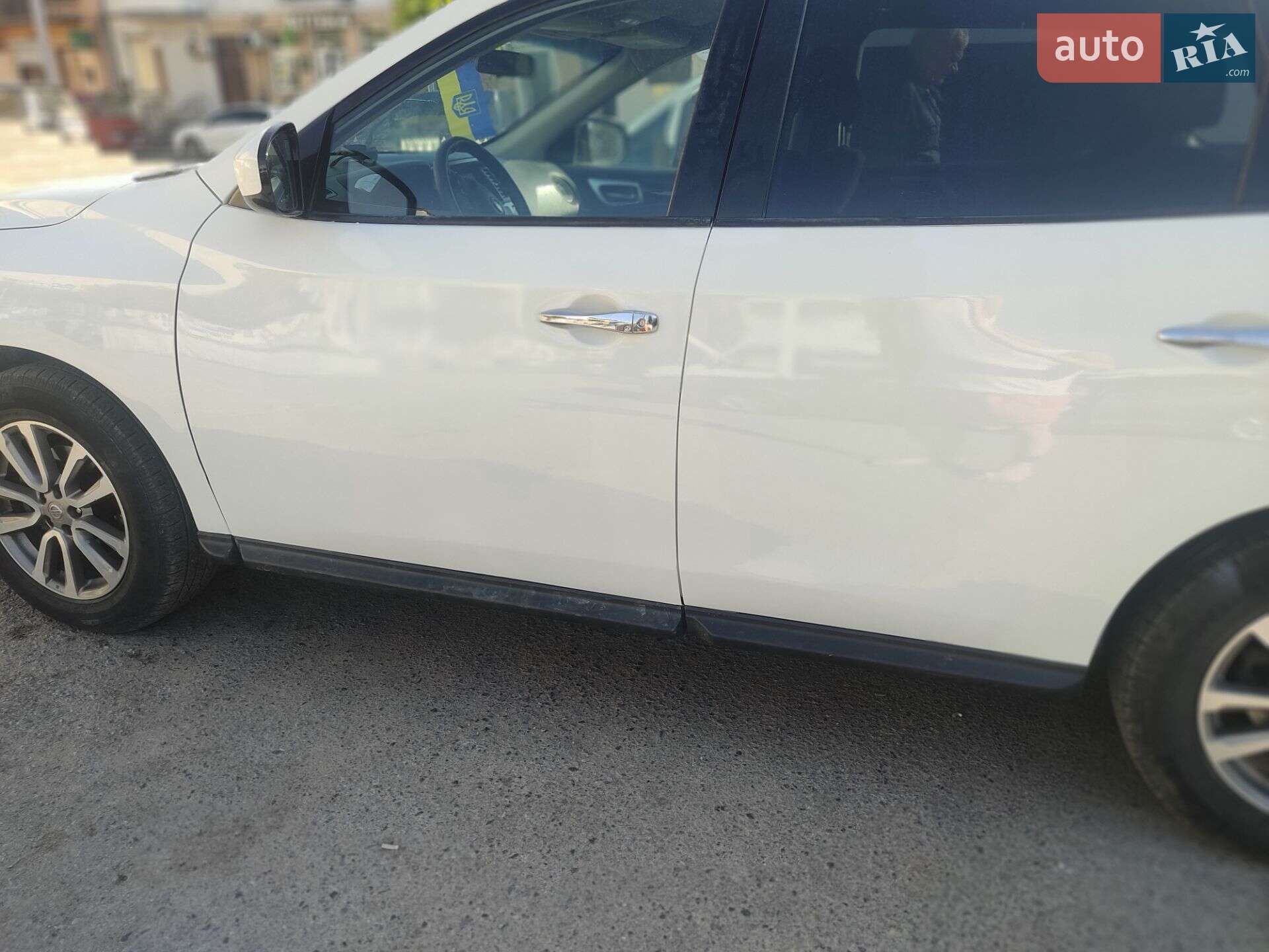 Nissan Pathfinder 2015 VIN 5N1AR2MN4FC646785 фото оголошення 6 з 26