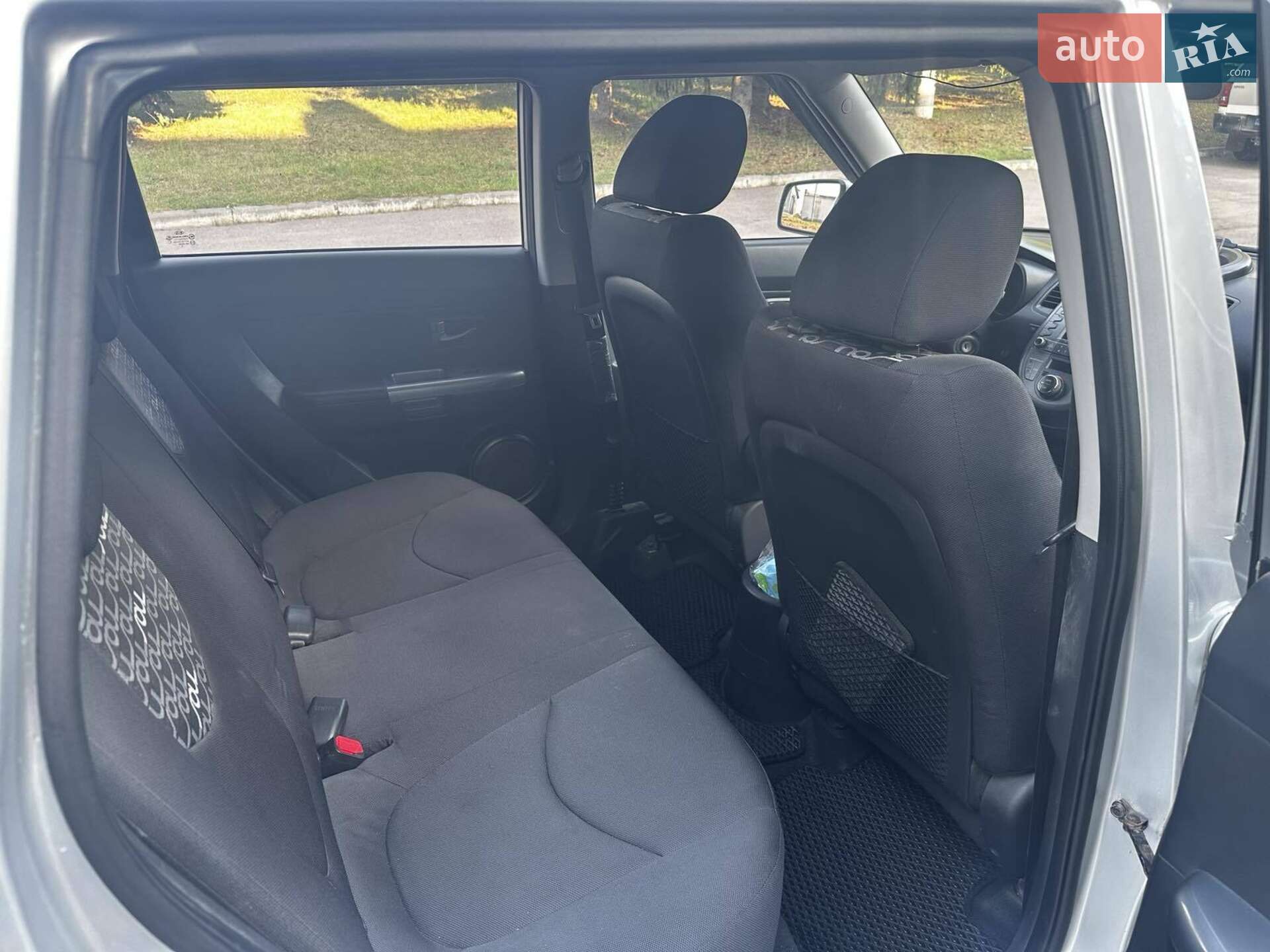 Kia Soul 2010 VIN Y6DJT811BB7719199 фото оголошення 19 з 30