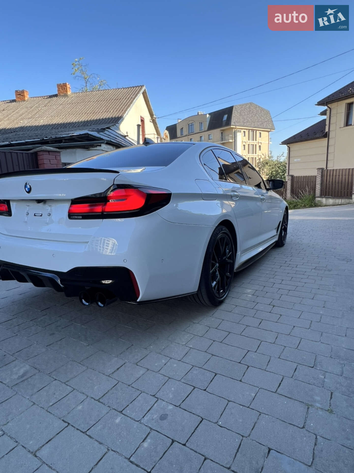 BMW 5 Series 2022 VIN WBA73BJ00NCJ89882 фото оголошення 11 з 70