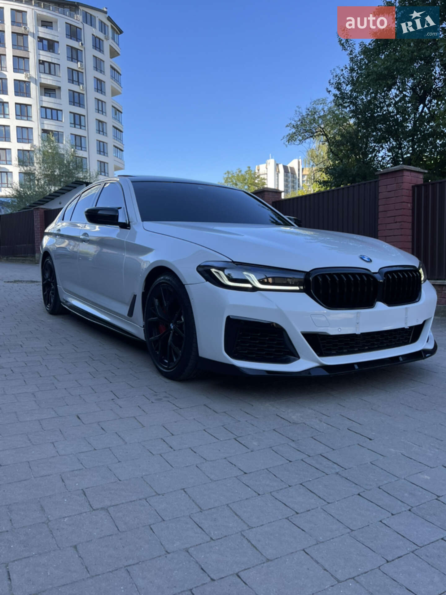 BMW 5 Series 2022 VIN WBA73BJ00NCJ89882 фото оголошення 6 з 70